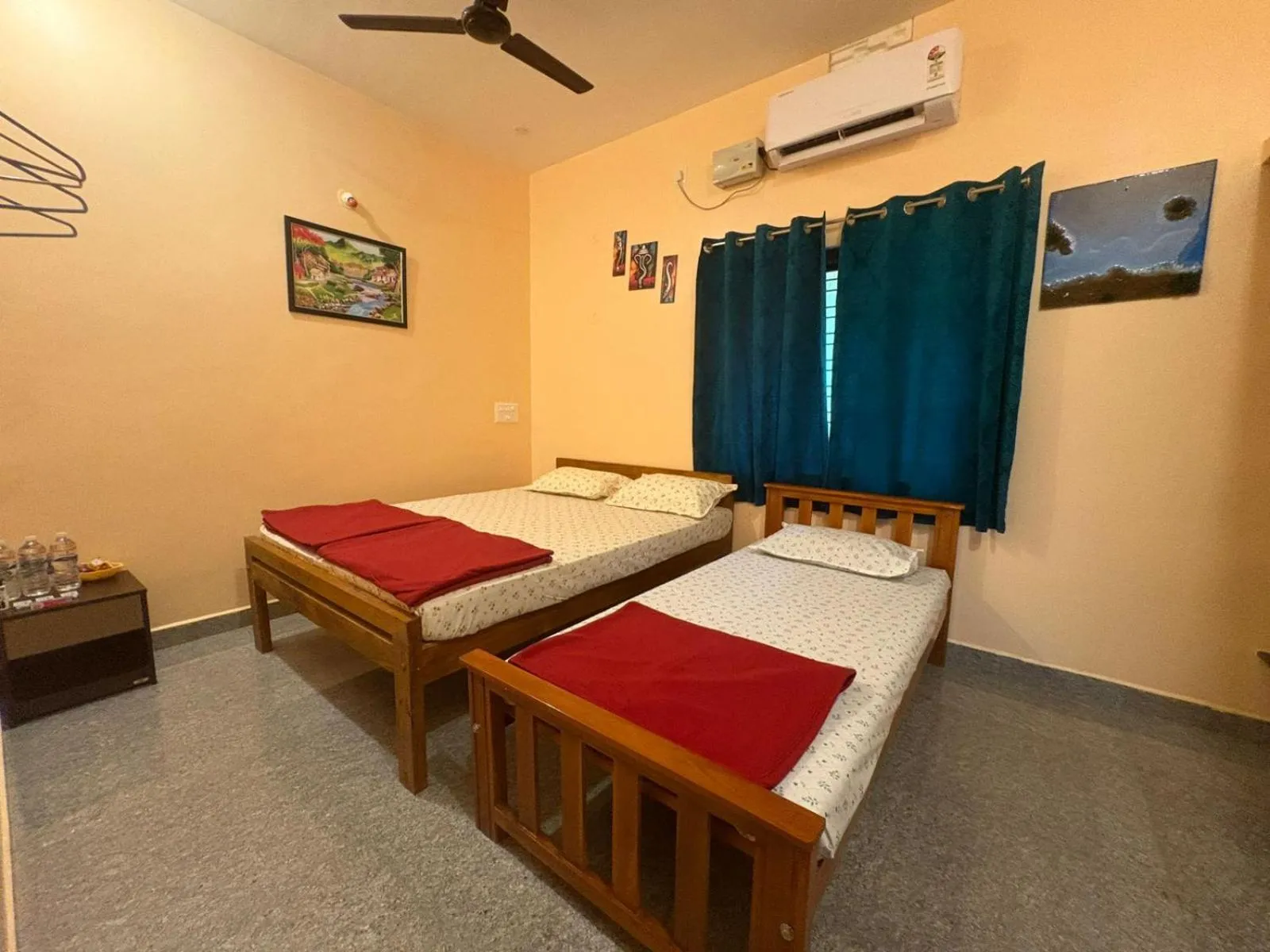 Bedroom, Bed in Areca Nest
