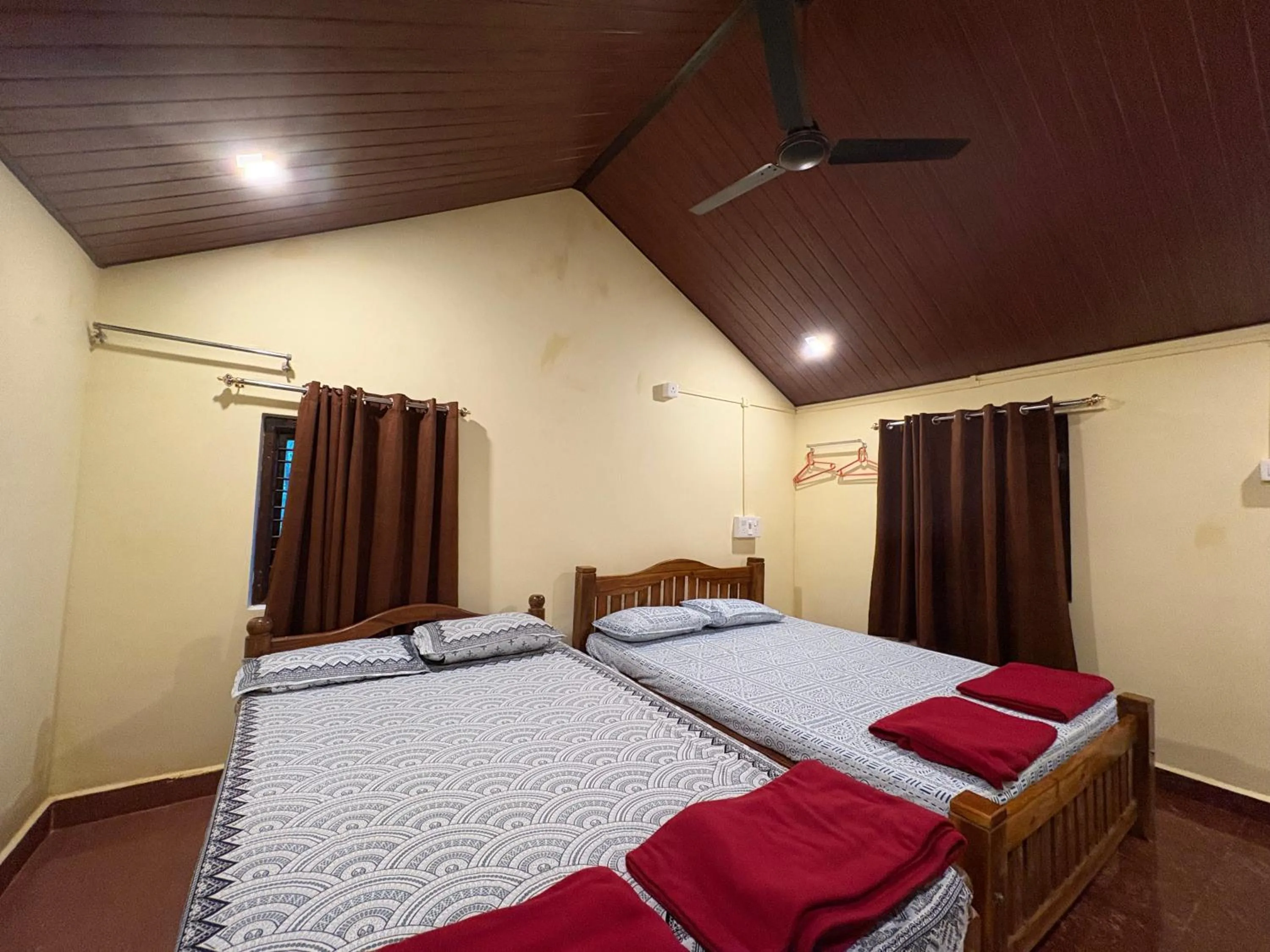 Bedroom, Bed in Areca Nest