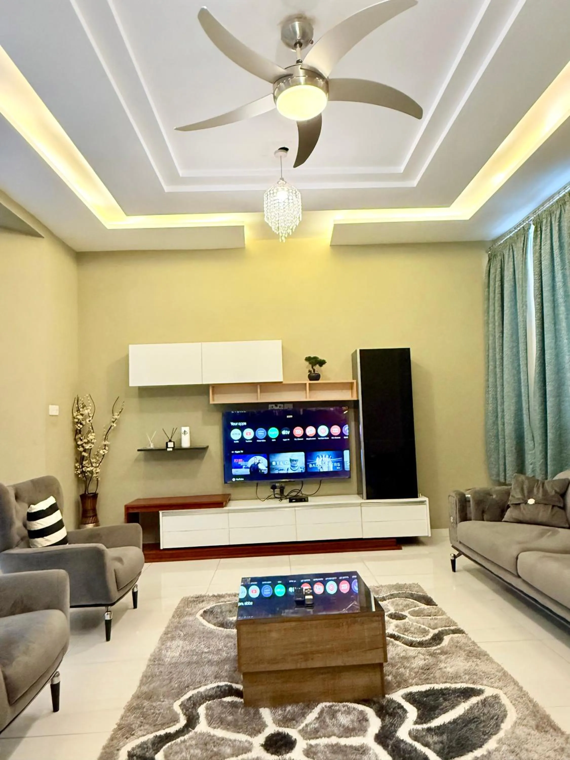 Nanani Luxury Villa