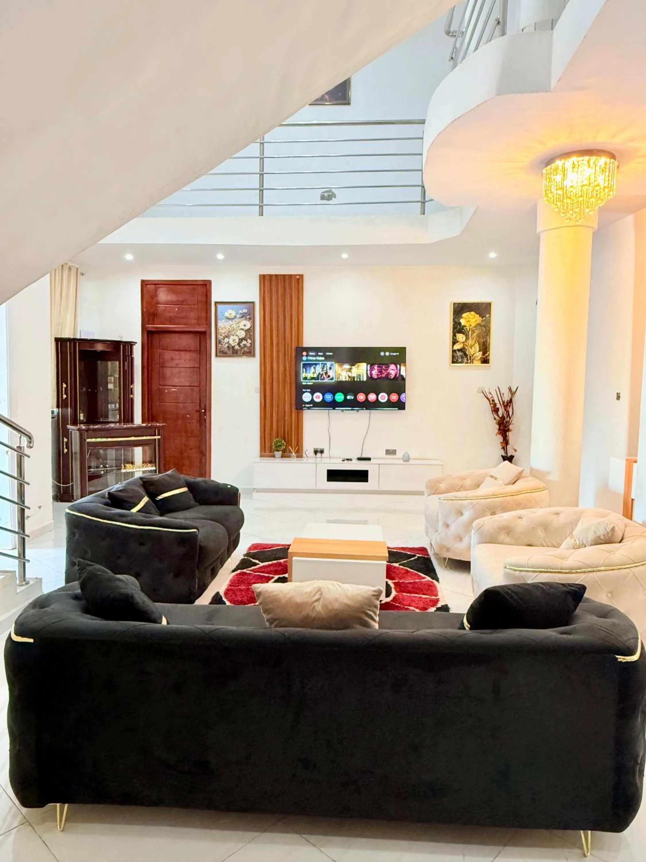 Nanani Luxury Villa
