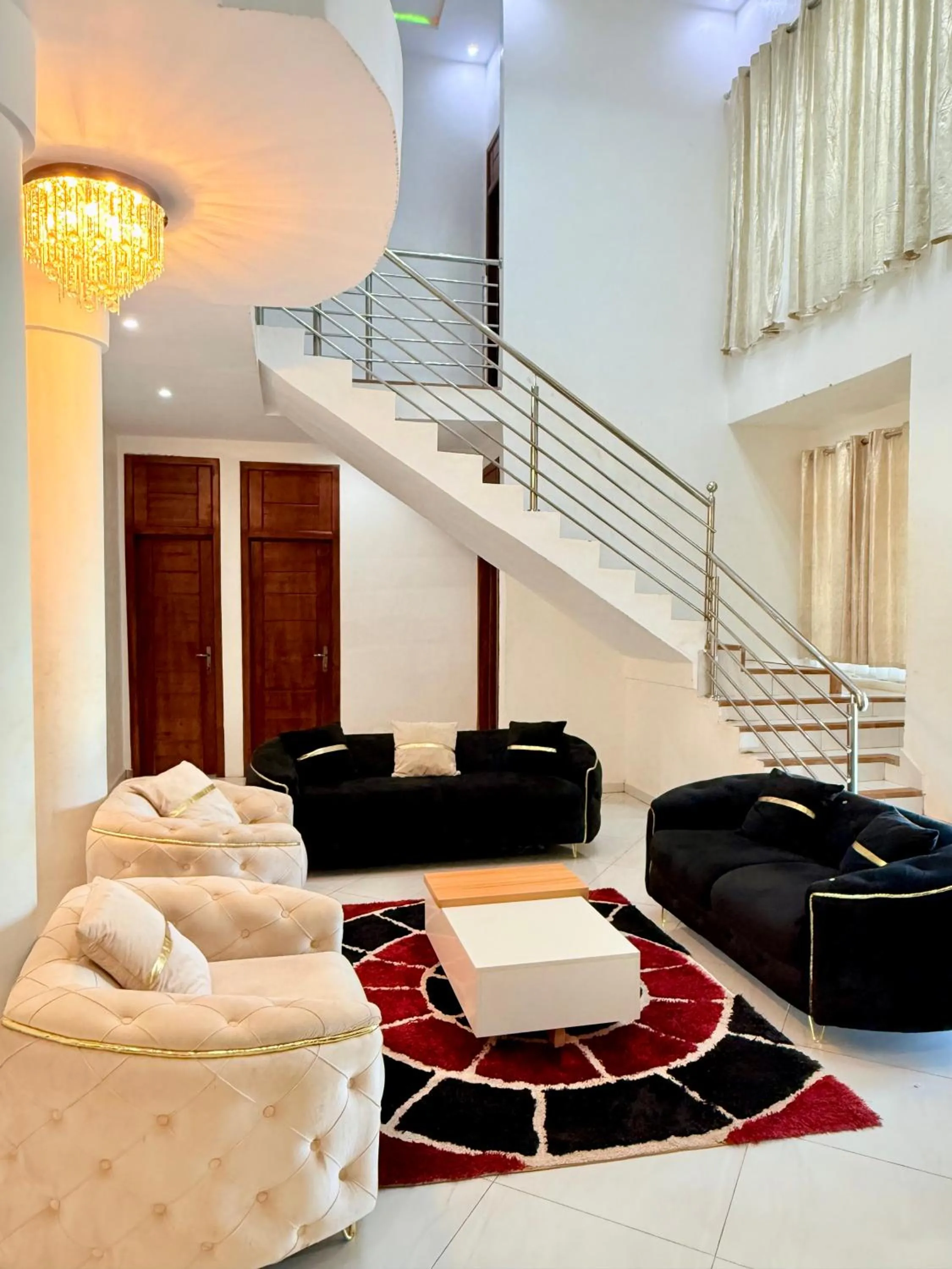 Nanani Luxury Villa