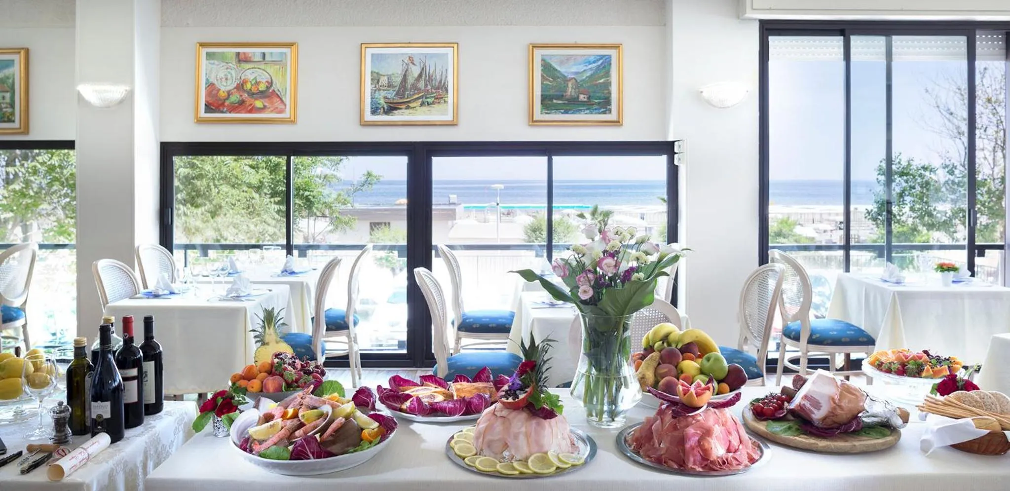 Food and drinks in Hotel Admiral - on the beach