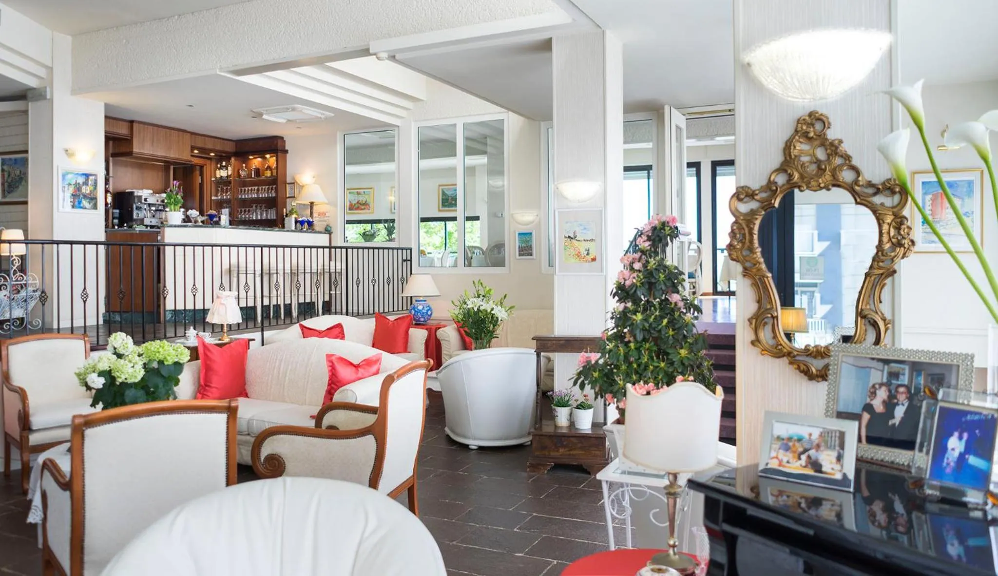 Living room in Hotel Admiral - on the beach