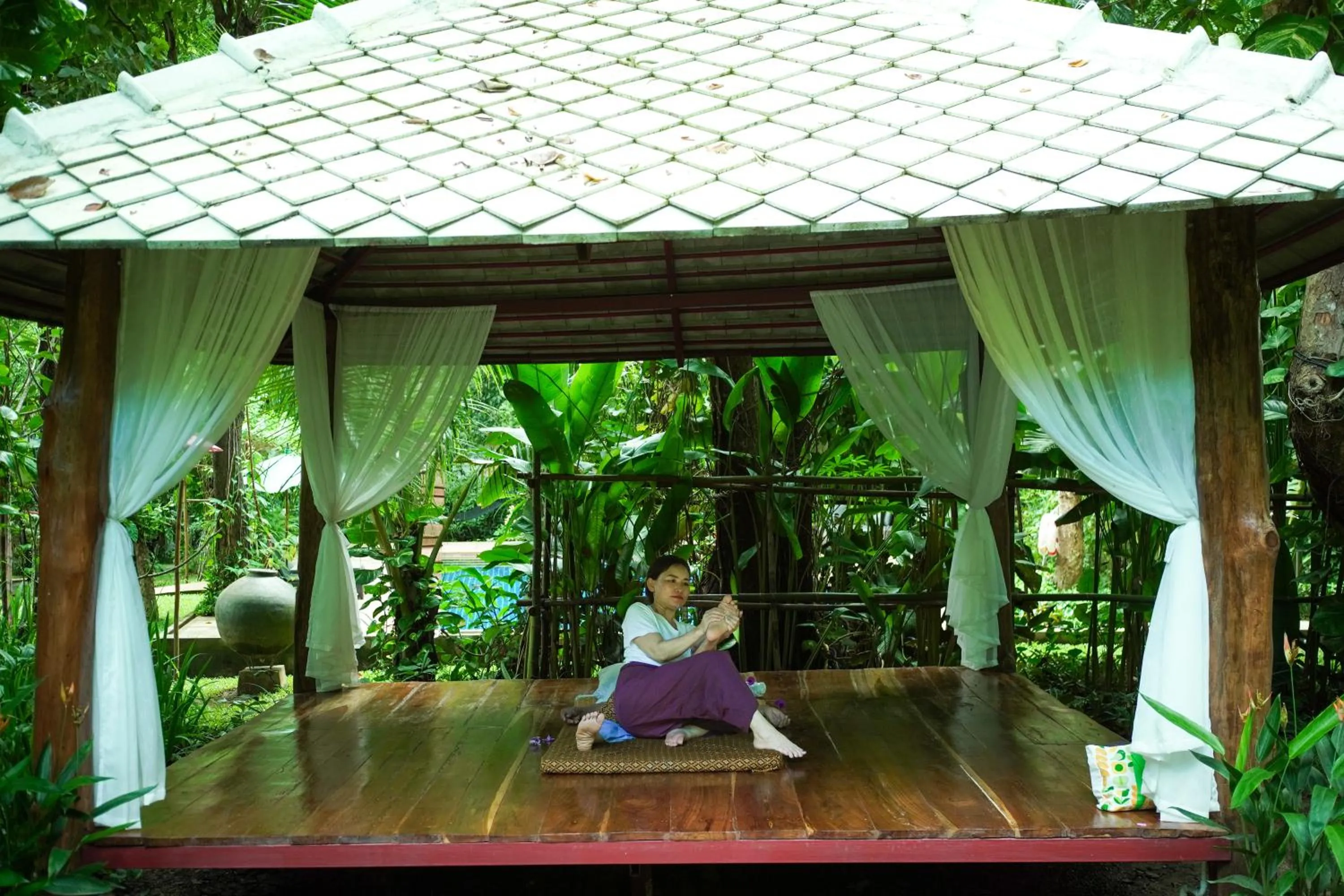 Massage in Monoceros Resort