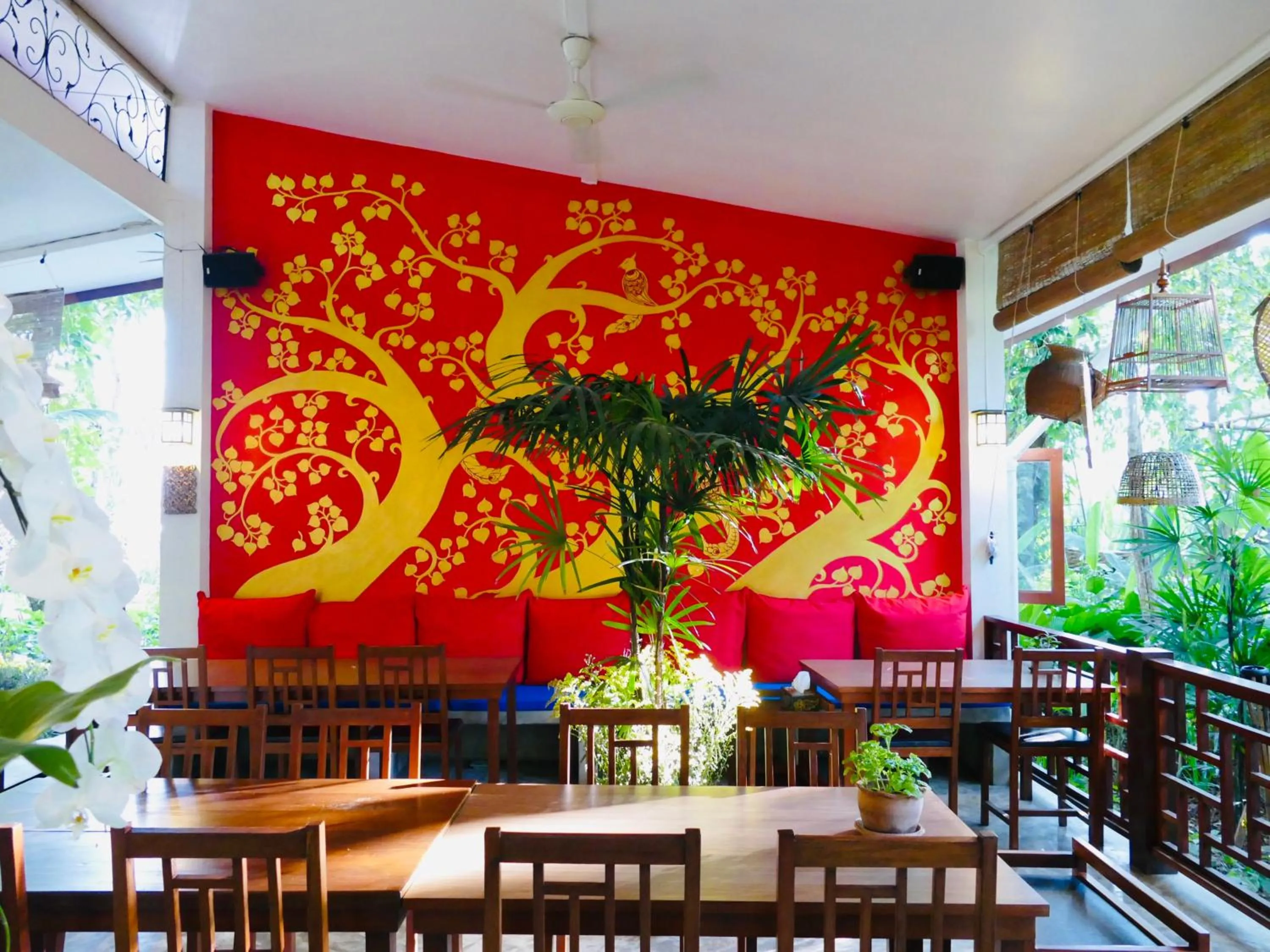 Restaurant/places to eat in Monoceros Resort