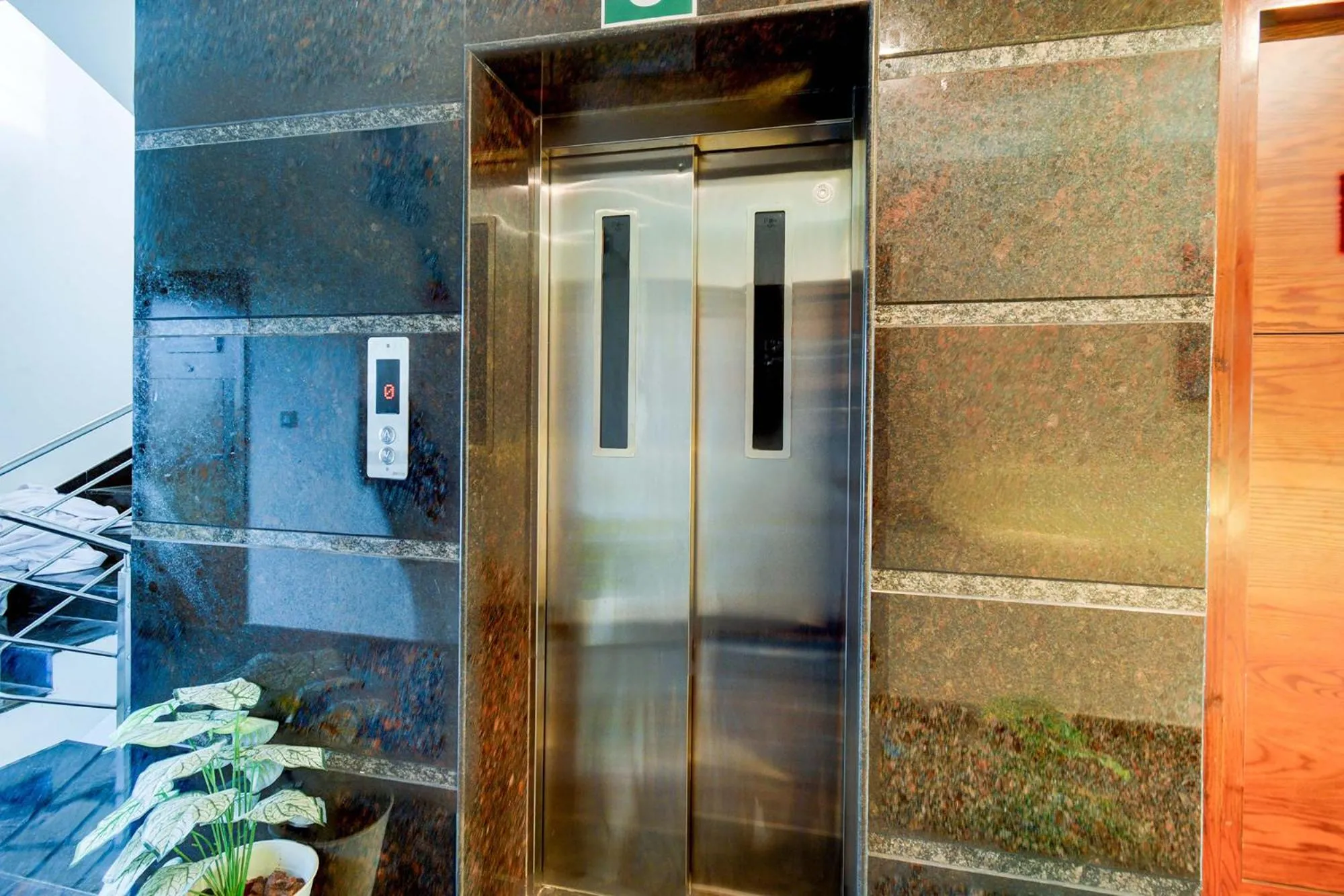 elevator in FabHotel Casa Grand