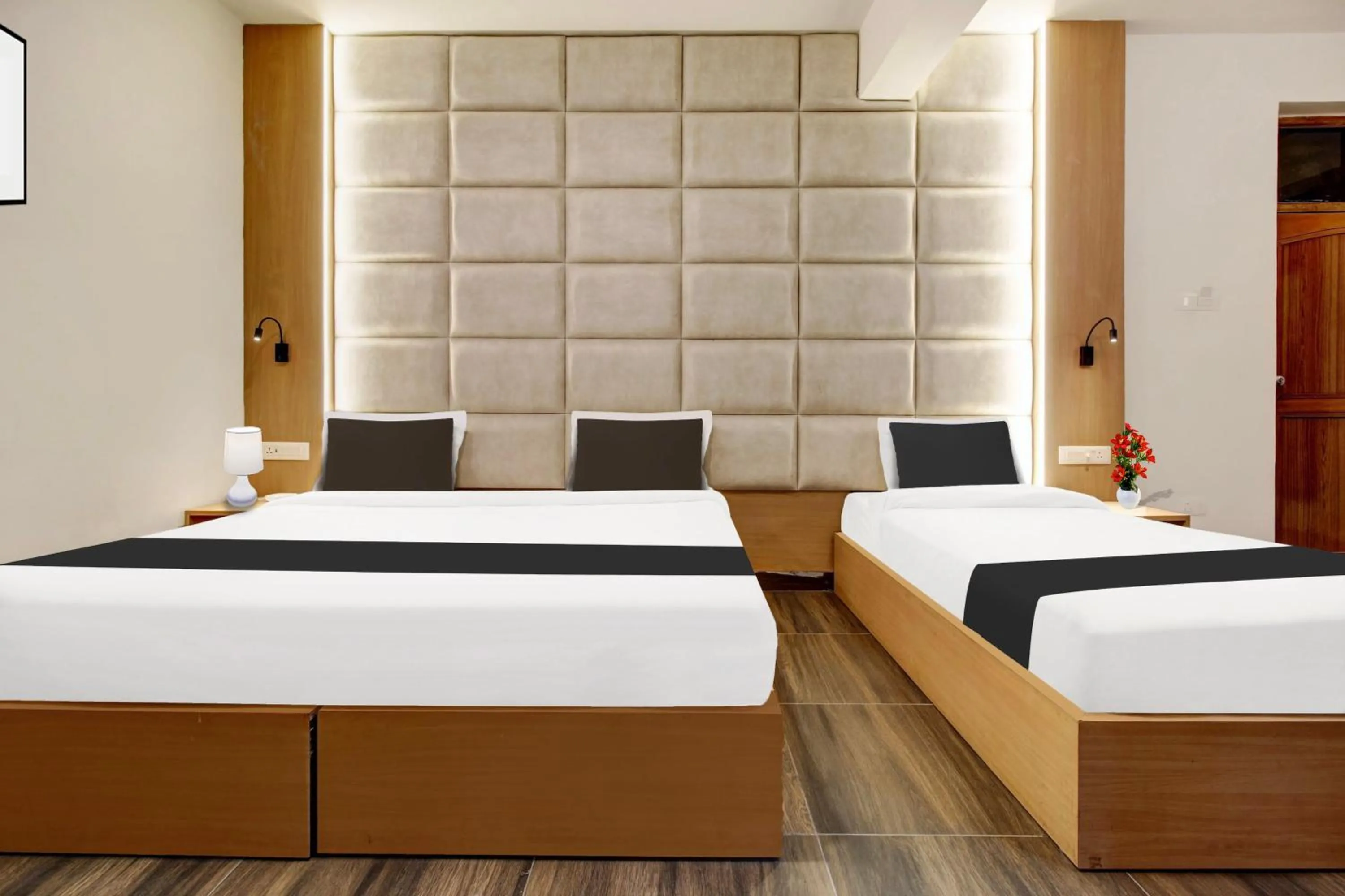Bedroom, Bed in Super Townhouse Rajbagh Formerly Hotel Modern
