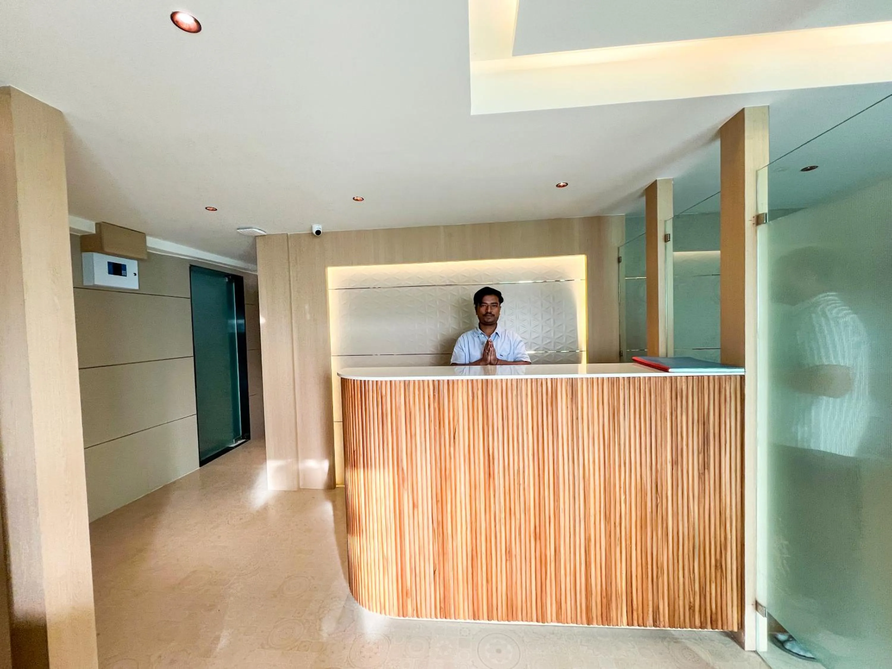 Lobby or reception in Bandra Stays