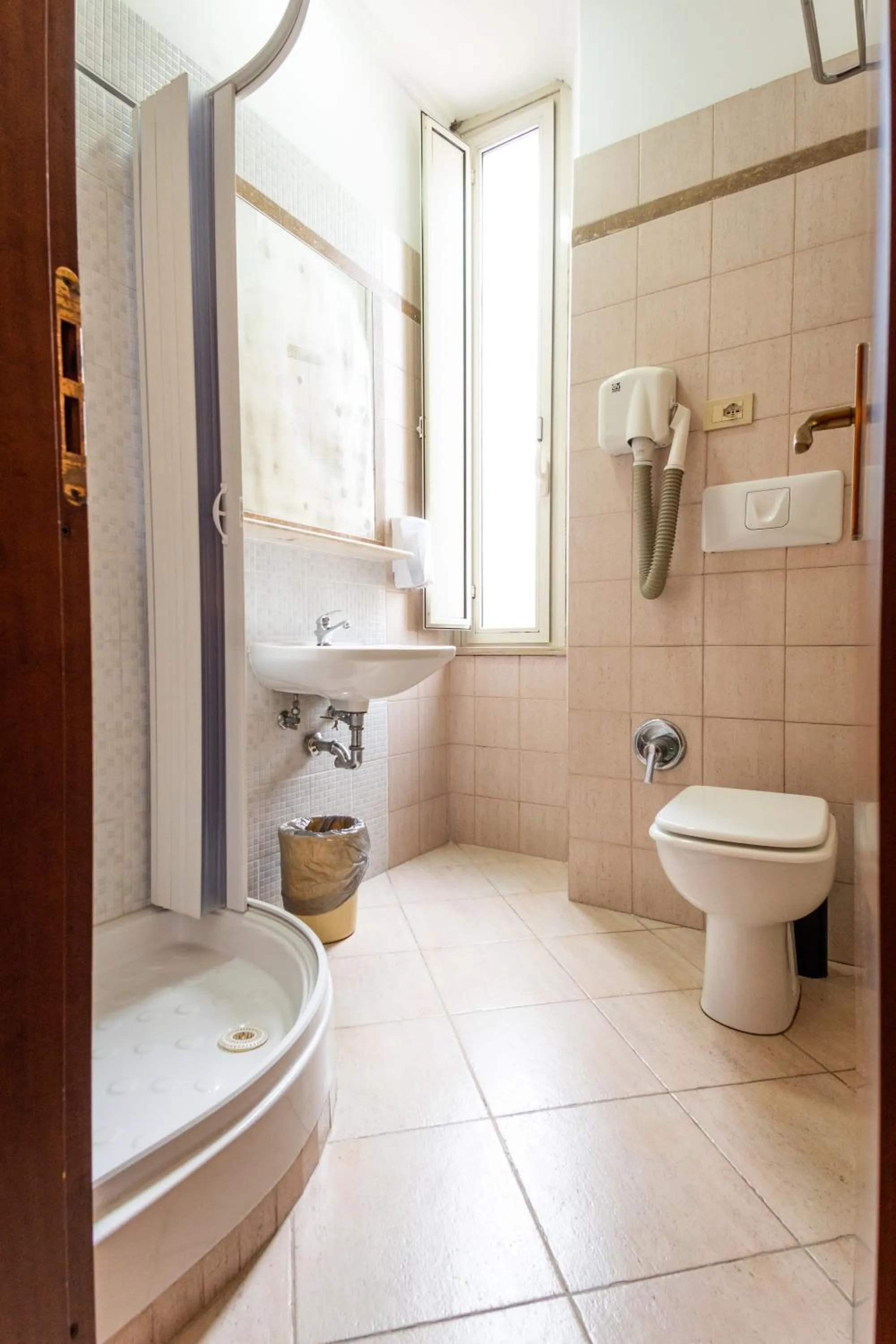 Bathroom in Hotel Center 3