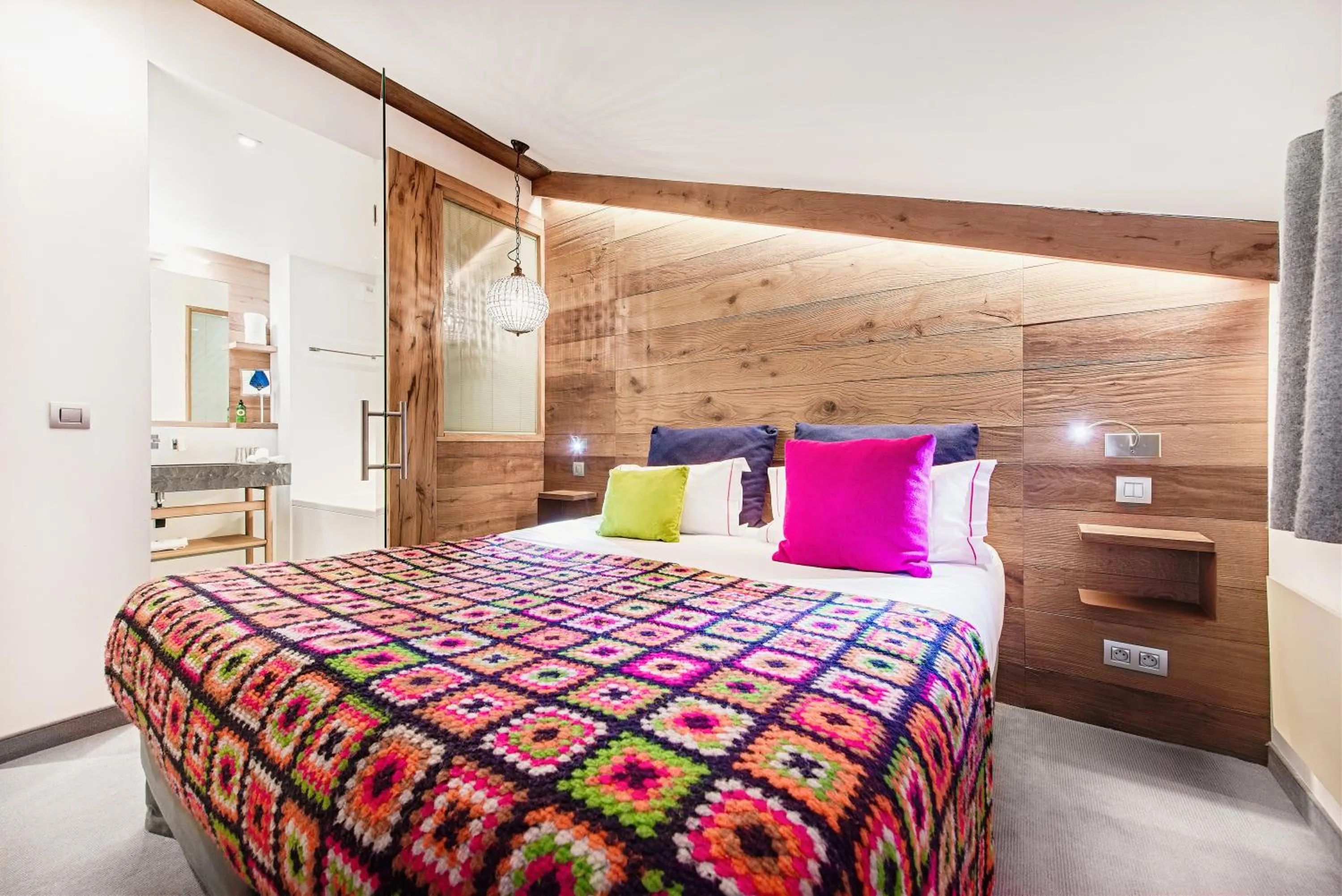 Bed in Hotel Pashmina Le Refuge