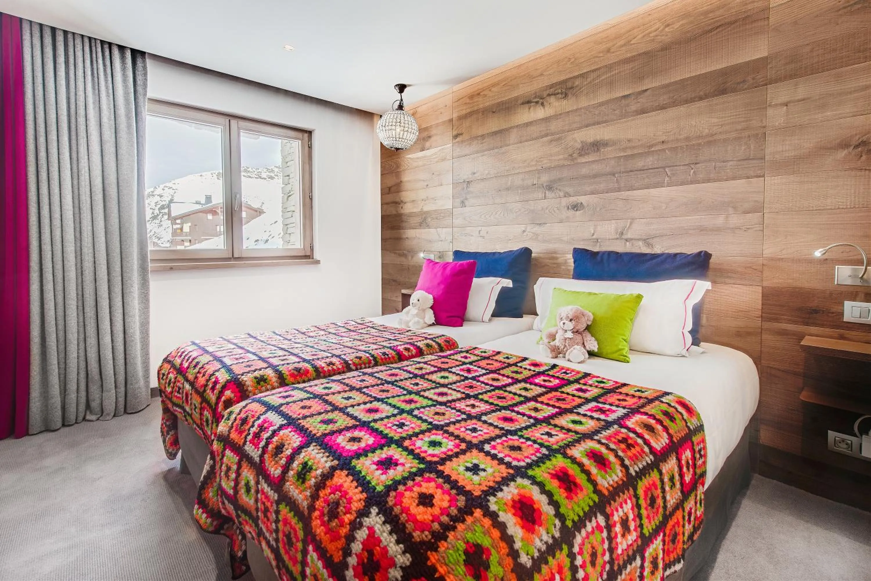 Bed in Hotel Pashmina Le Refuge