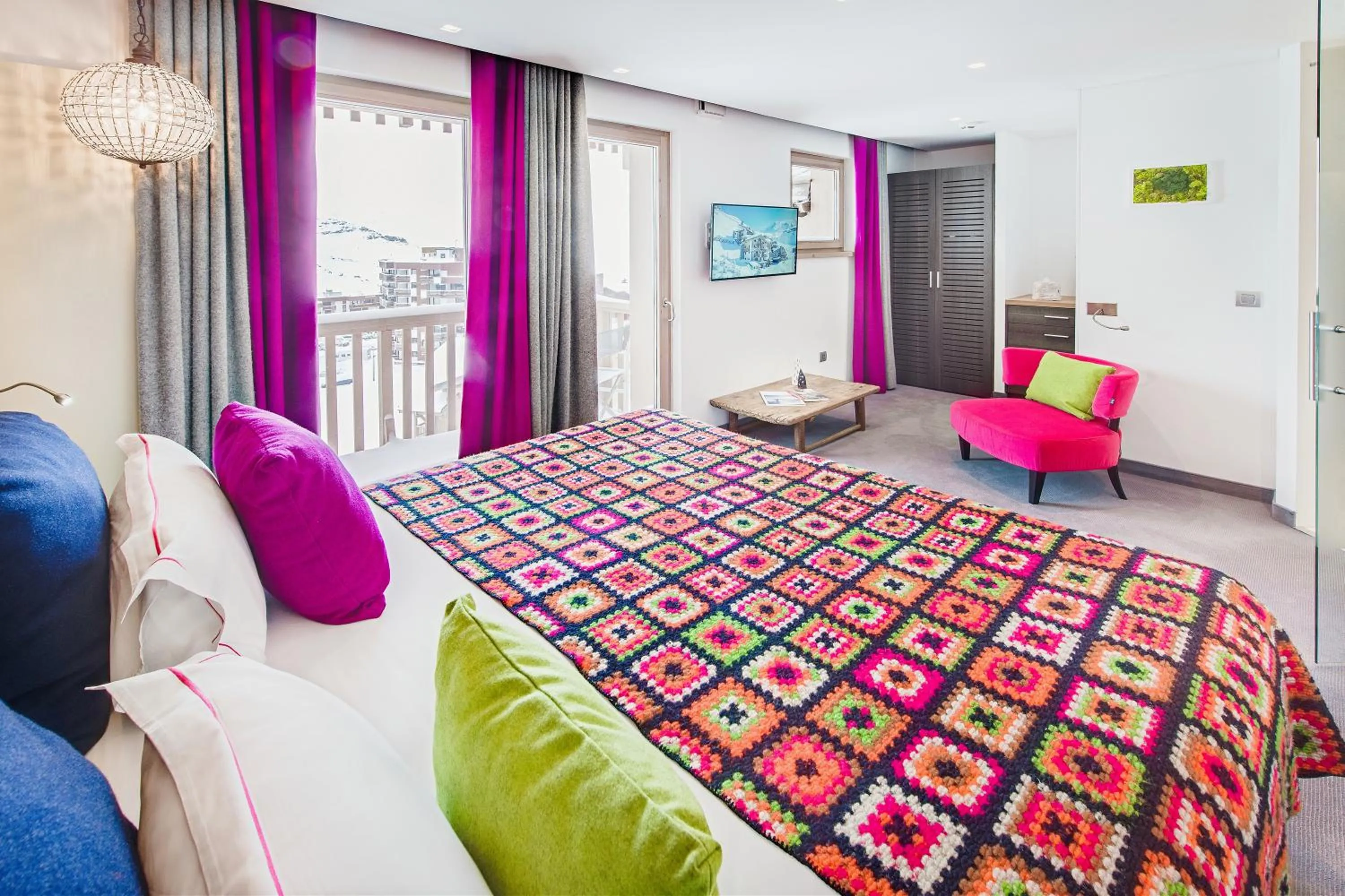 Bed in Hotel Pashmina Le Refuge