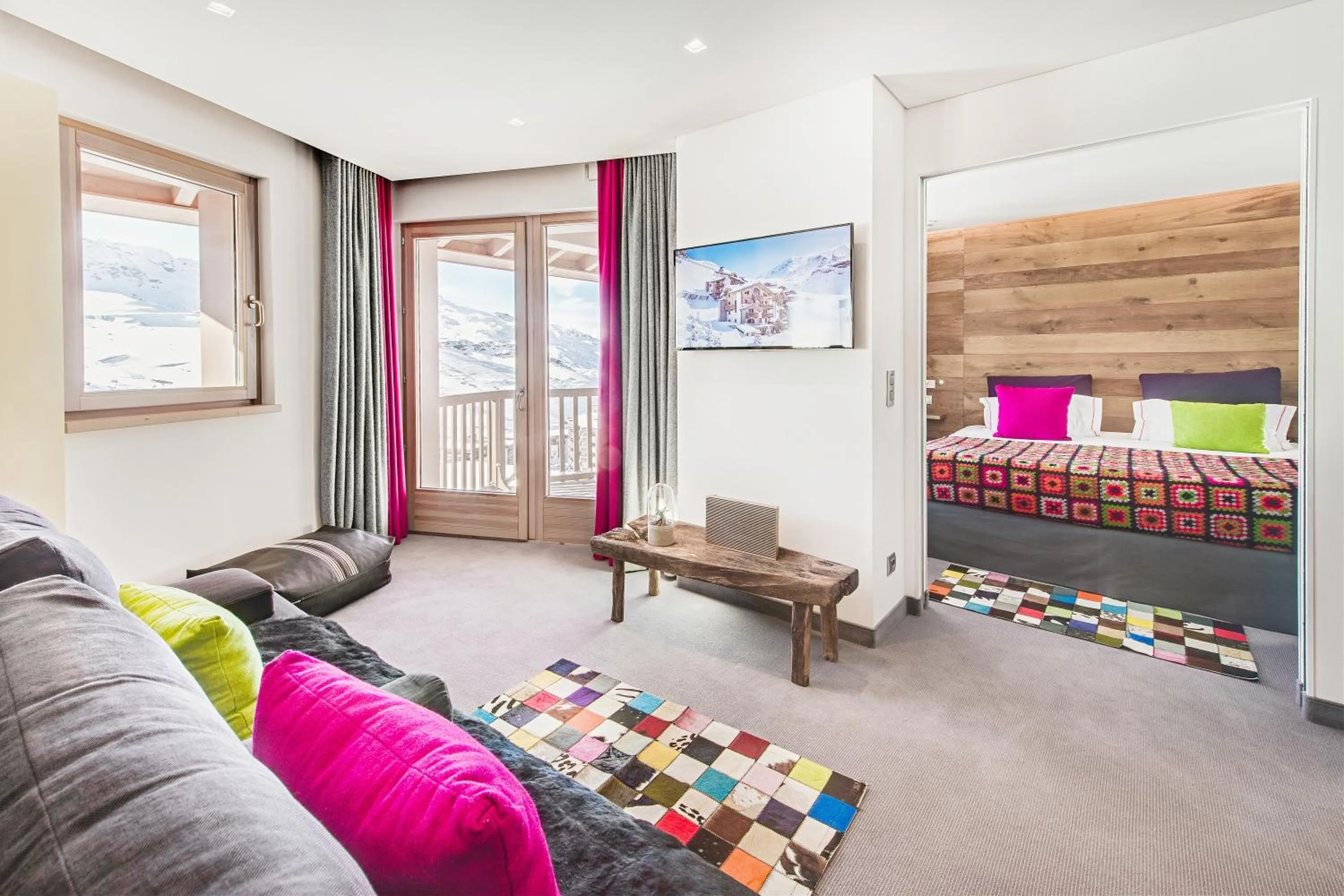 Bed in Hotel Pashmina Le Refuge