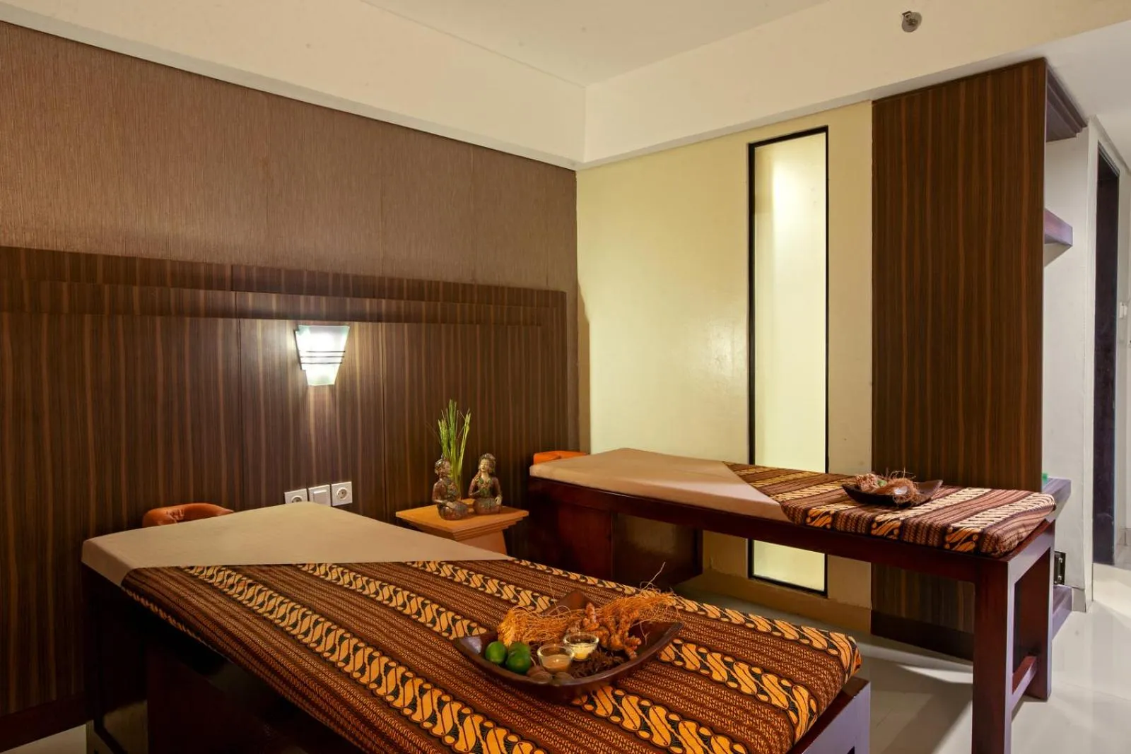 Spa and wellness centre/facilities in The Alana Hotel & Conference Center Malioboro Yogyakarta by ASTON