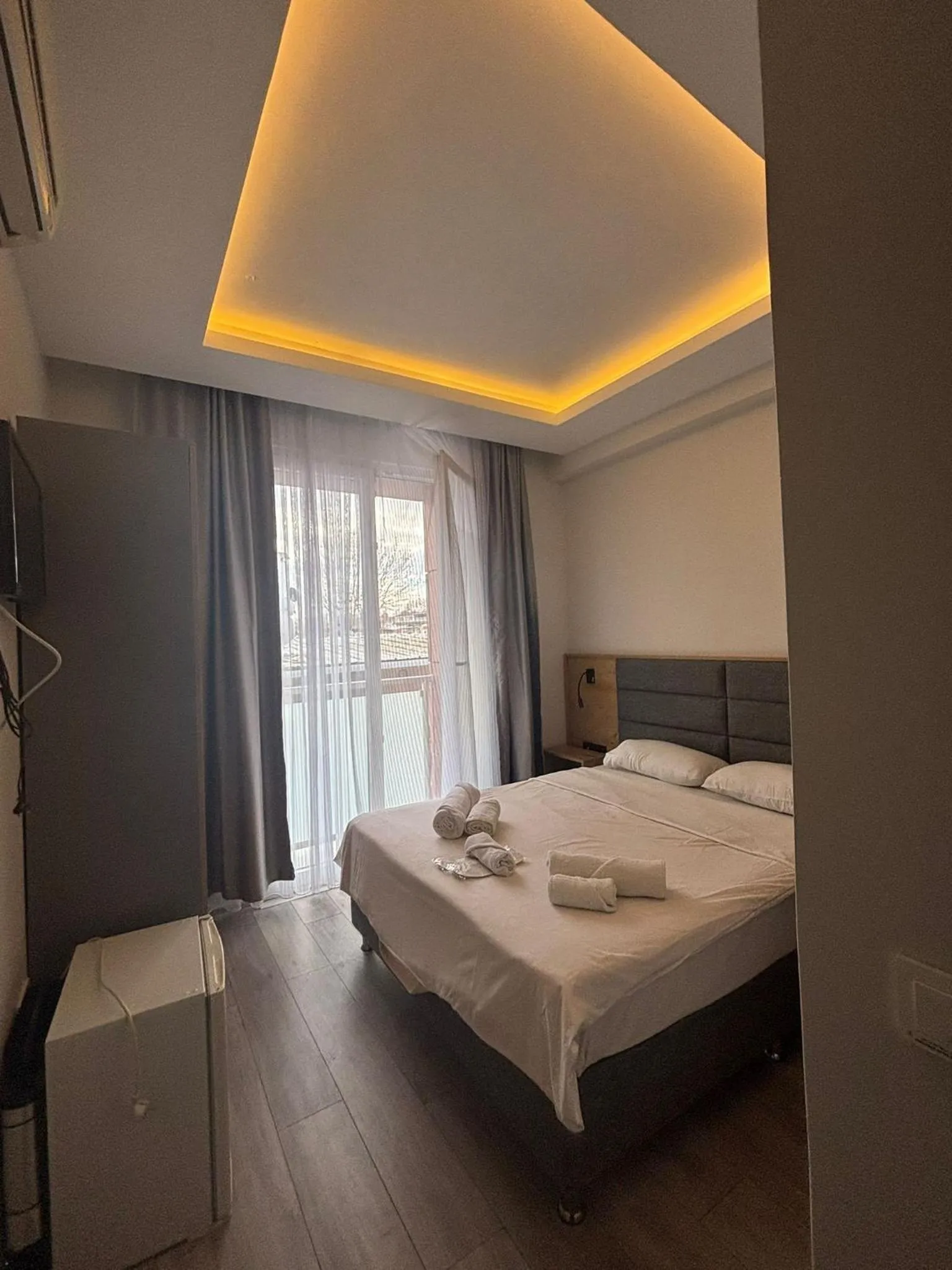 Bed in Büyükada Marine House Hotel