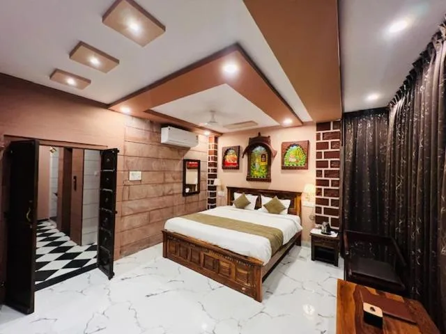 Property building, Bed in The Raj Heritage