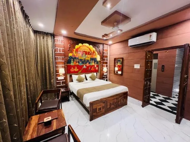 Property building, Bed in The Raj Heritage