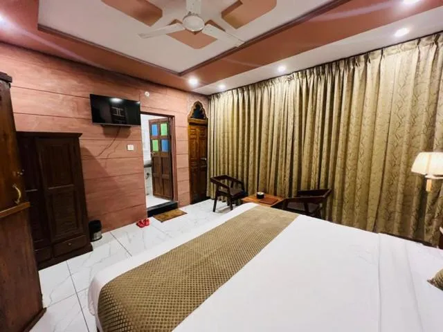 Property building, Bed in The Raj Heritage