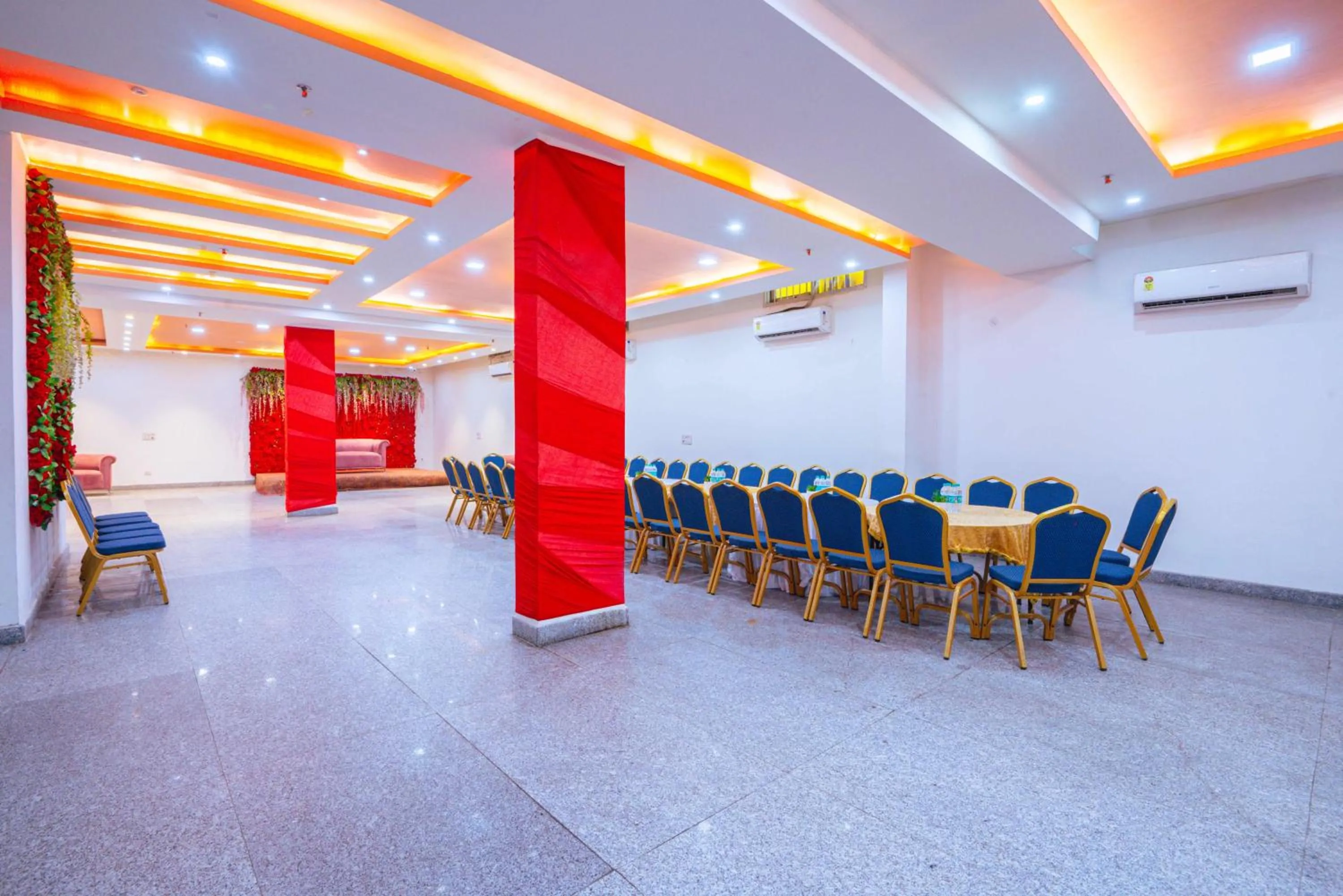 Banquet/Function facilities in Treebo Royal City