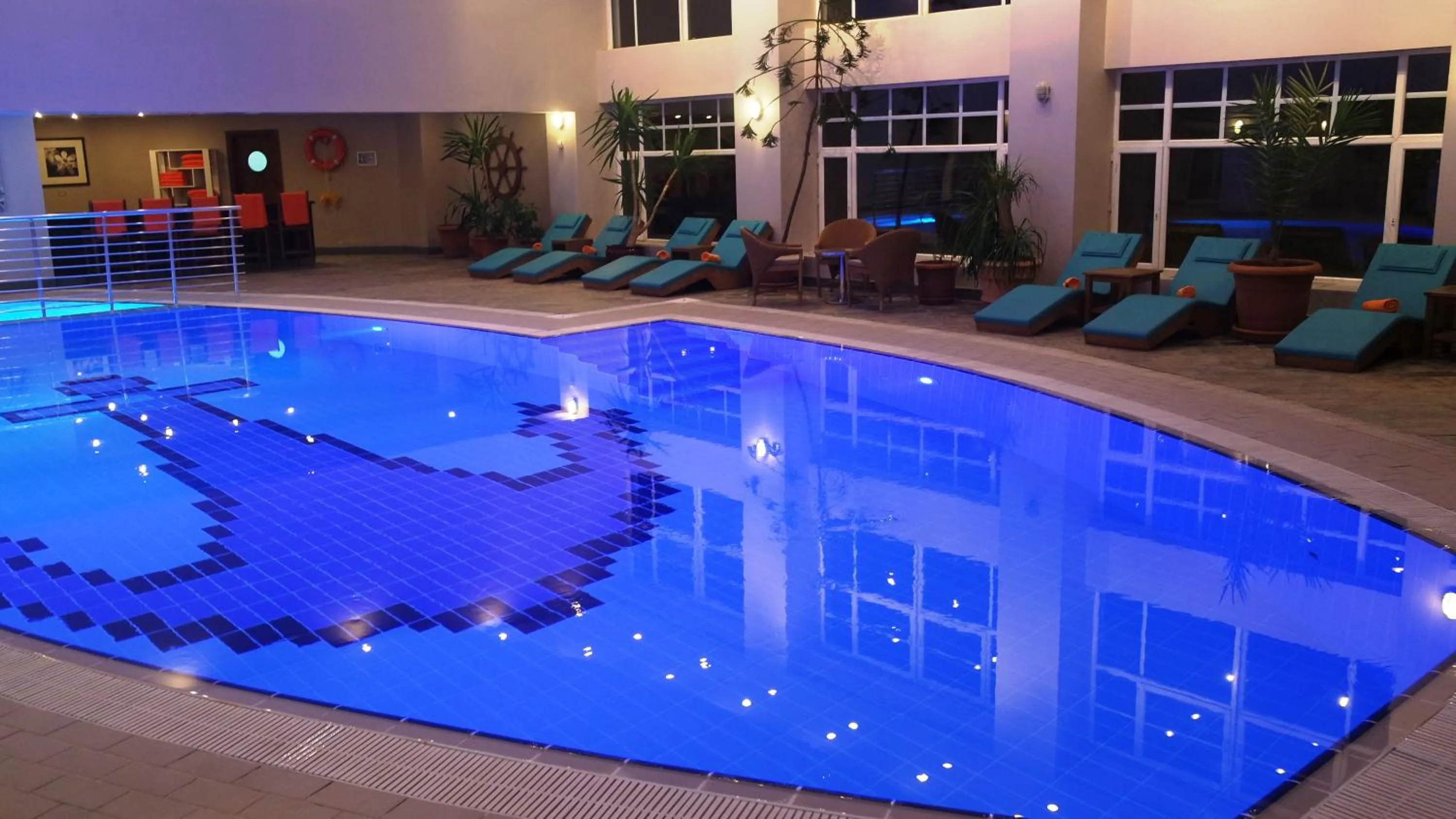 Pool view in Ağaoğlu My Mountain