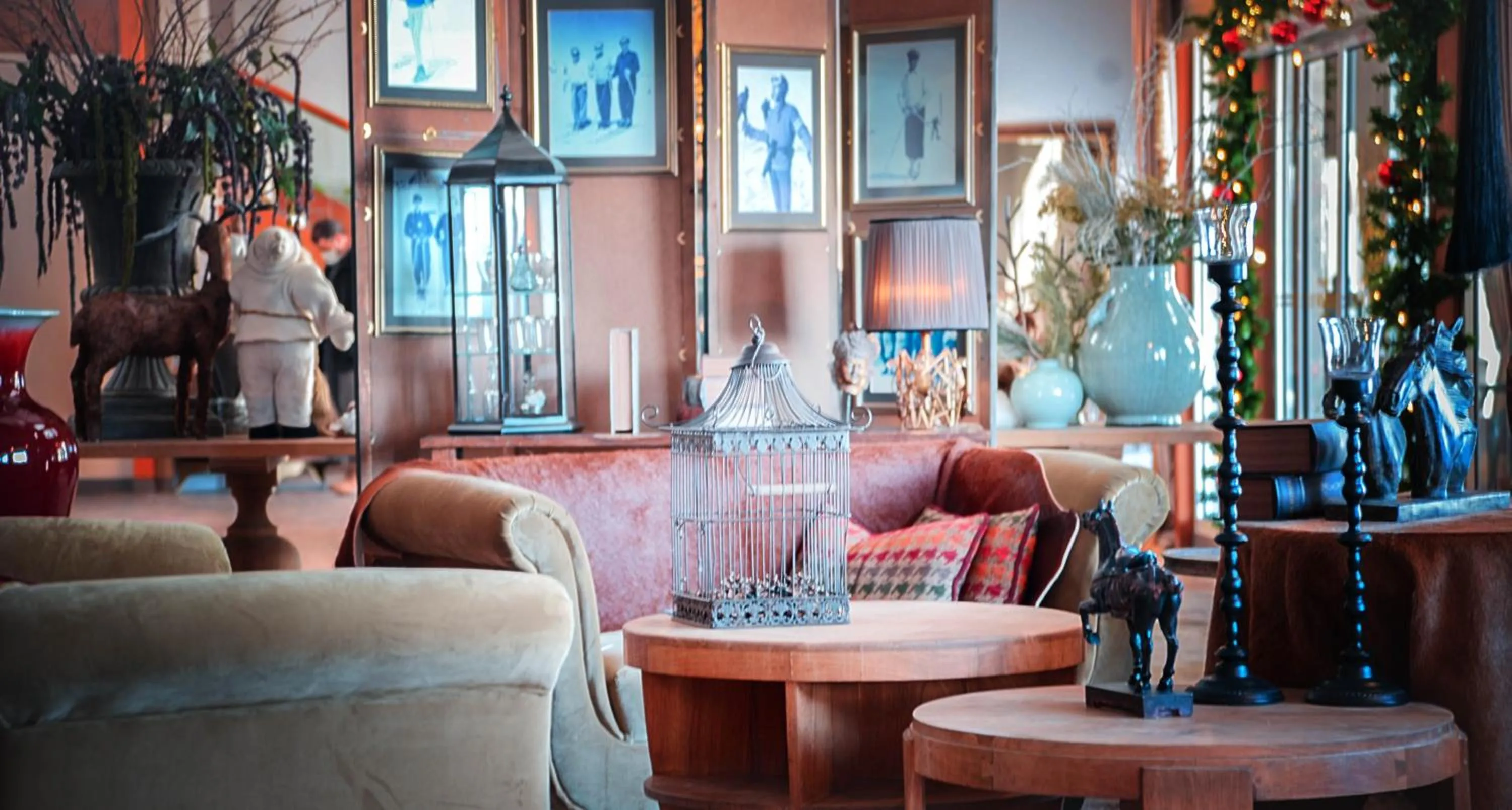 Seating area in Ağaoğlu My Mountain