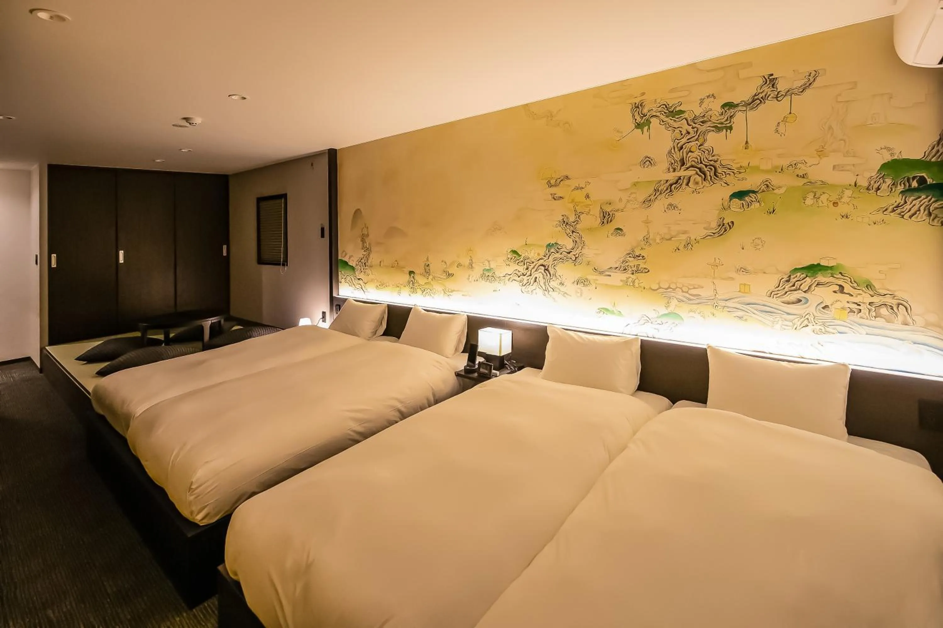 Bed in Randor Residence Kyoto Nijo Castle