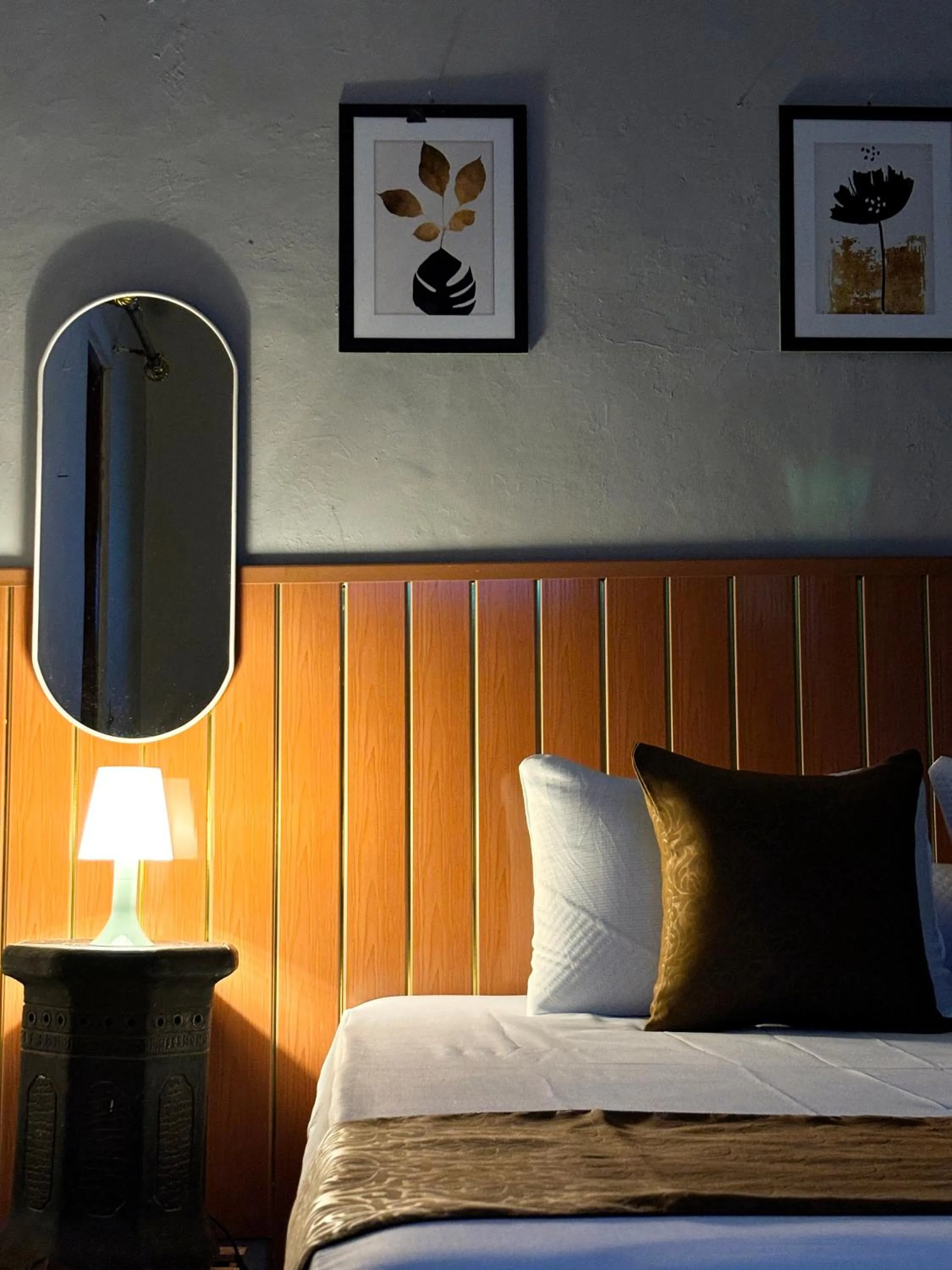 Bed in Jogja Day Inn