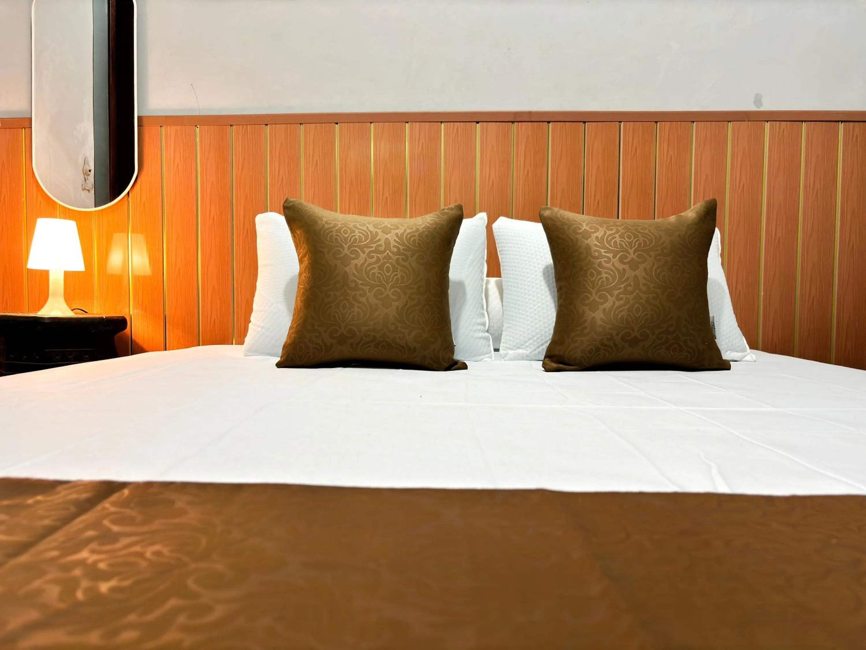 Bed in Jogja Day Inn