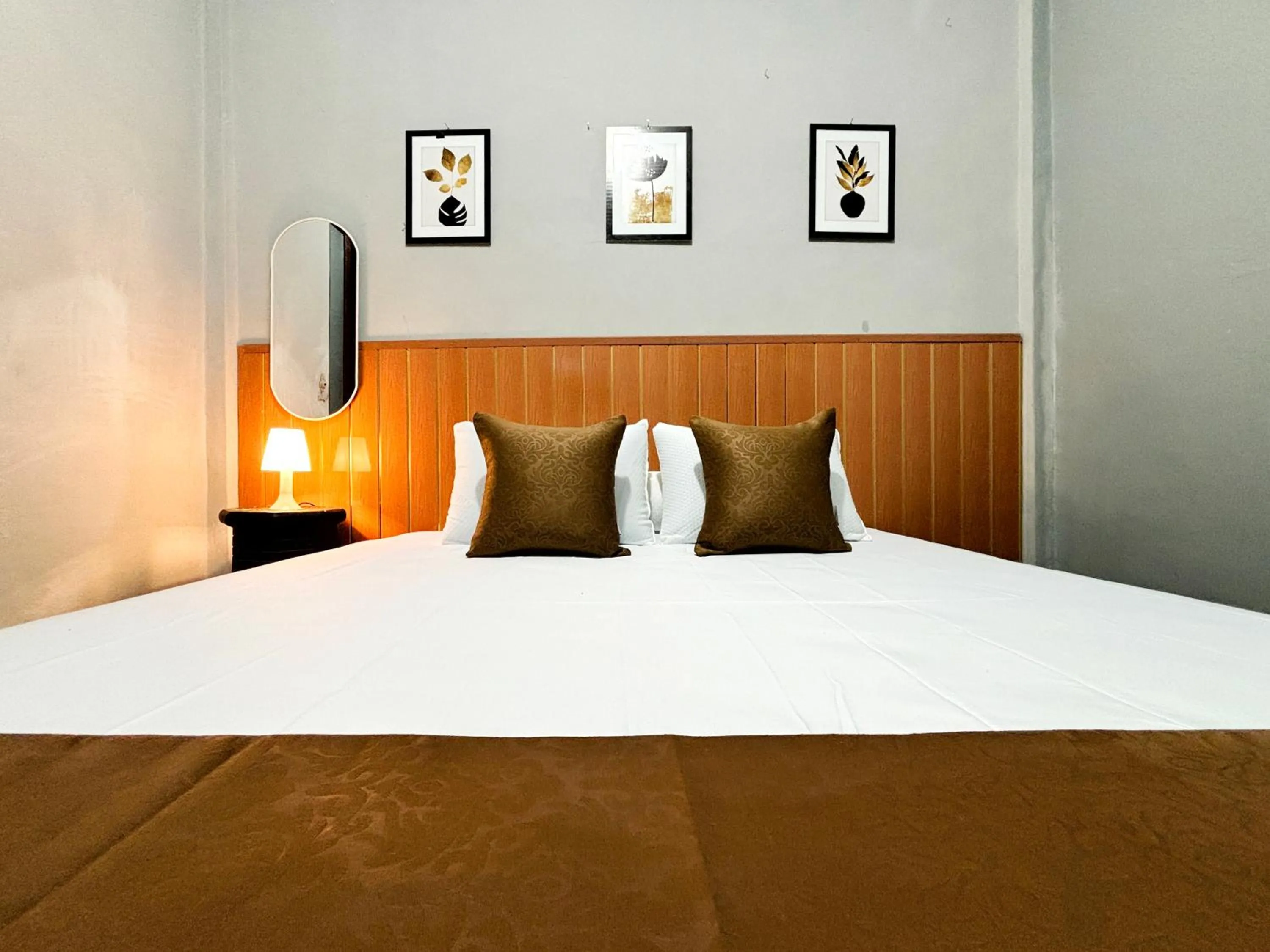 Bed in Jogja Day Inn