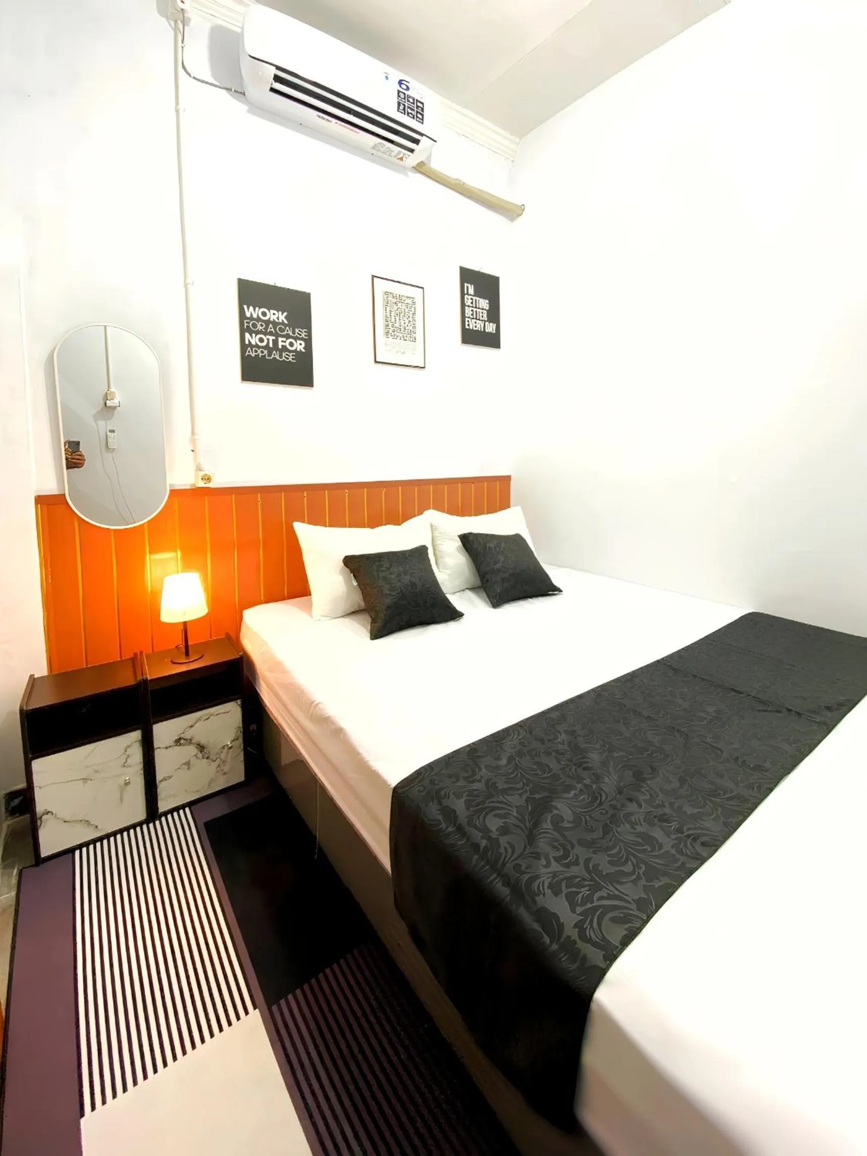 Bed in Jogja Day Inn