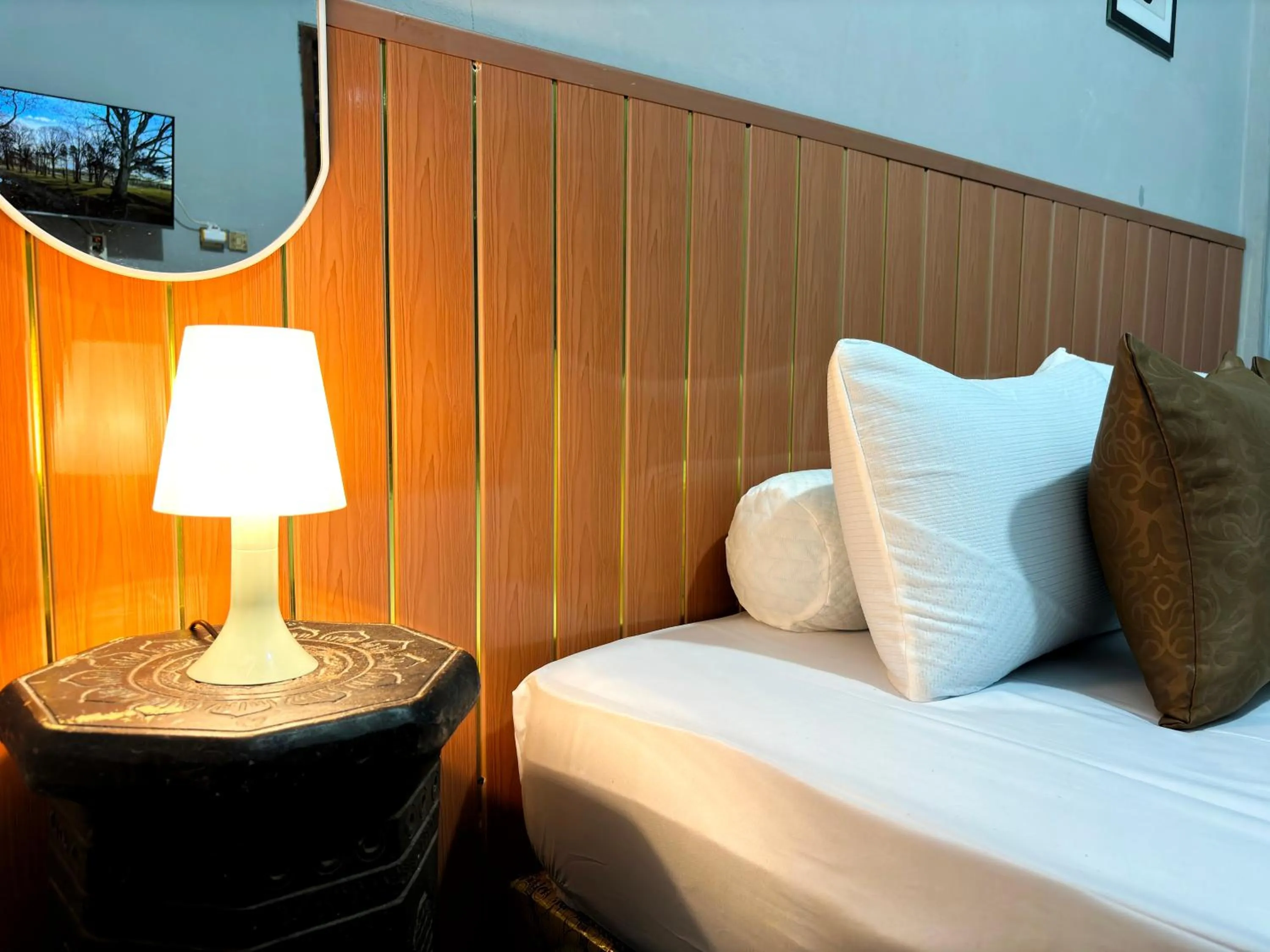 Bed in Jogja Day Inn