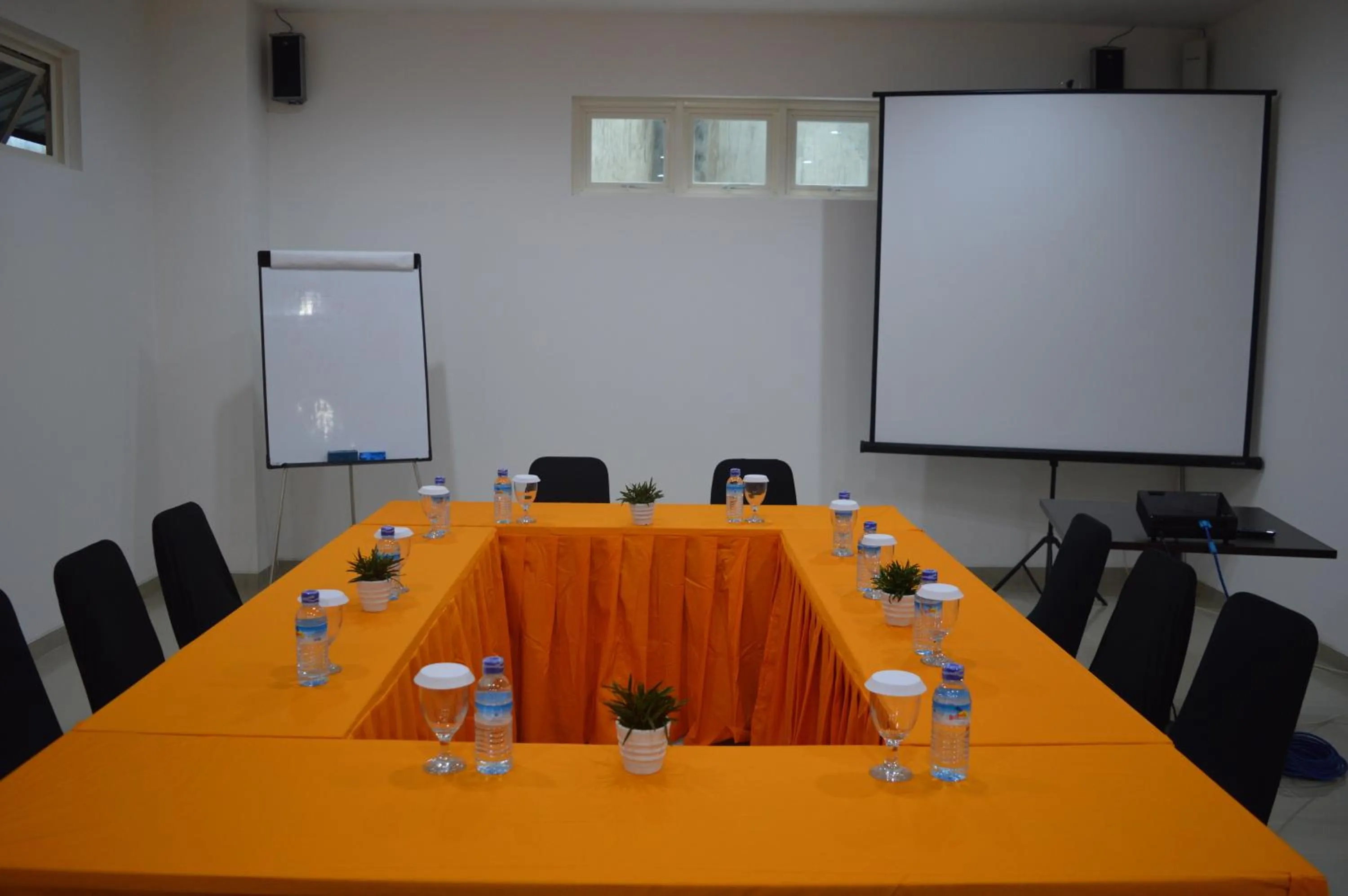 Banquet/Function facilities in M Hotel