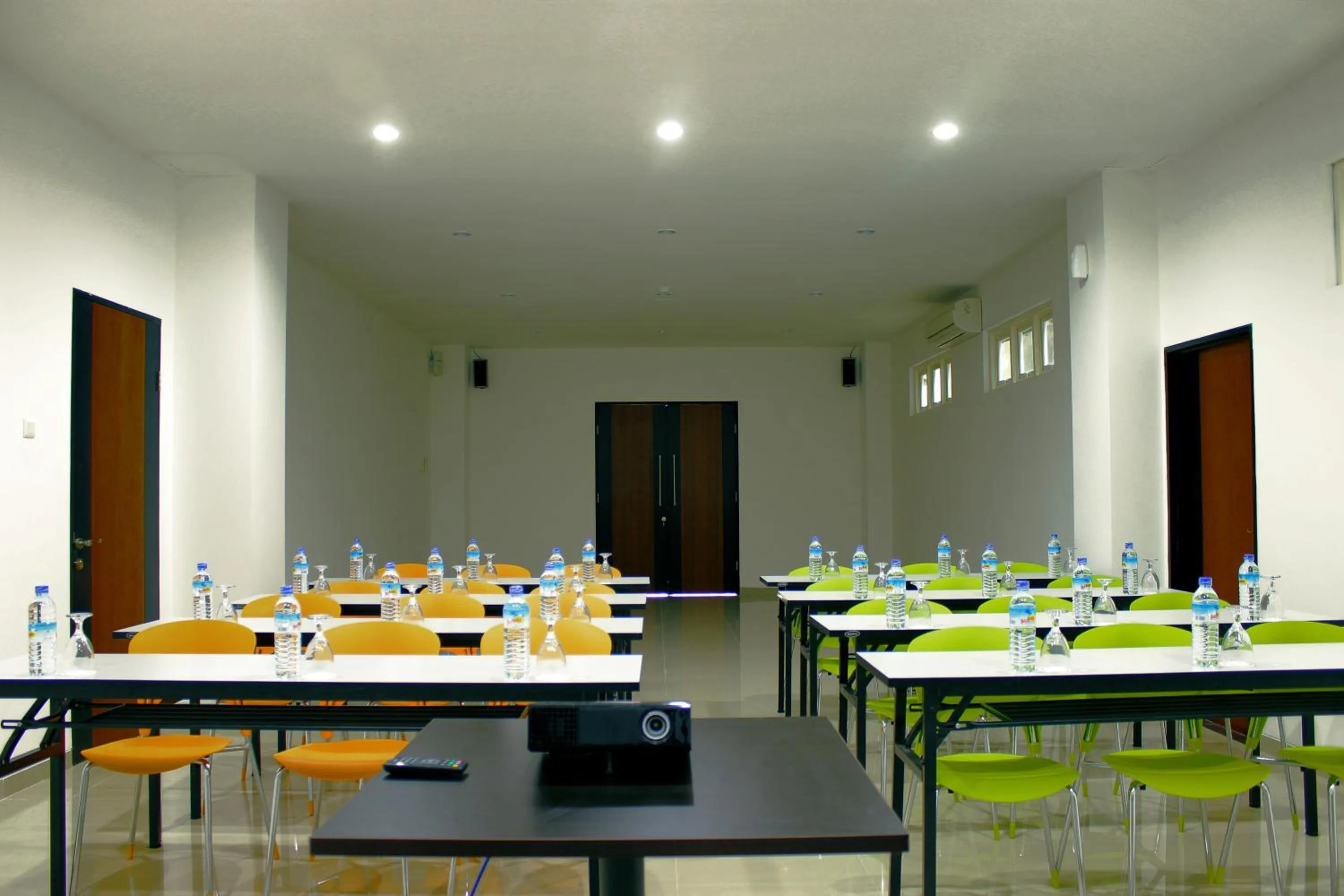 Banquet/Function facilities in M Hotel
