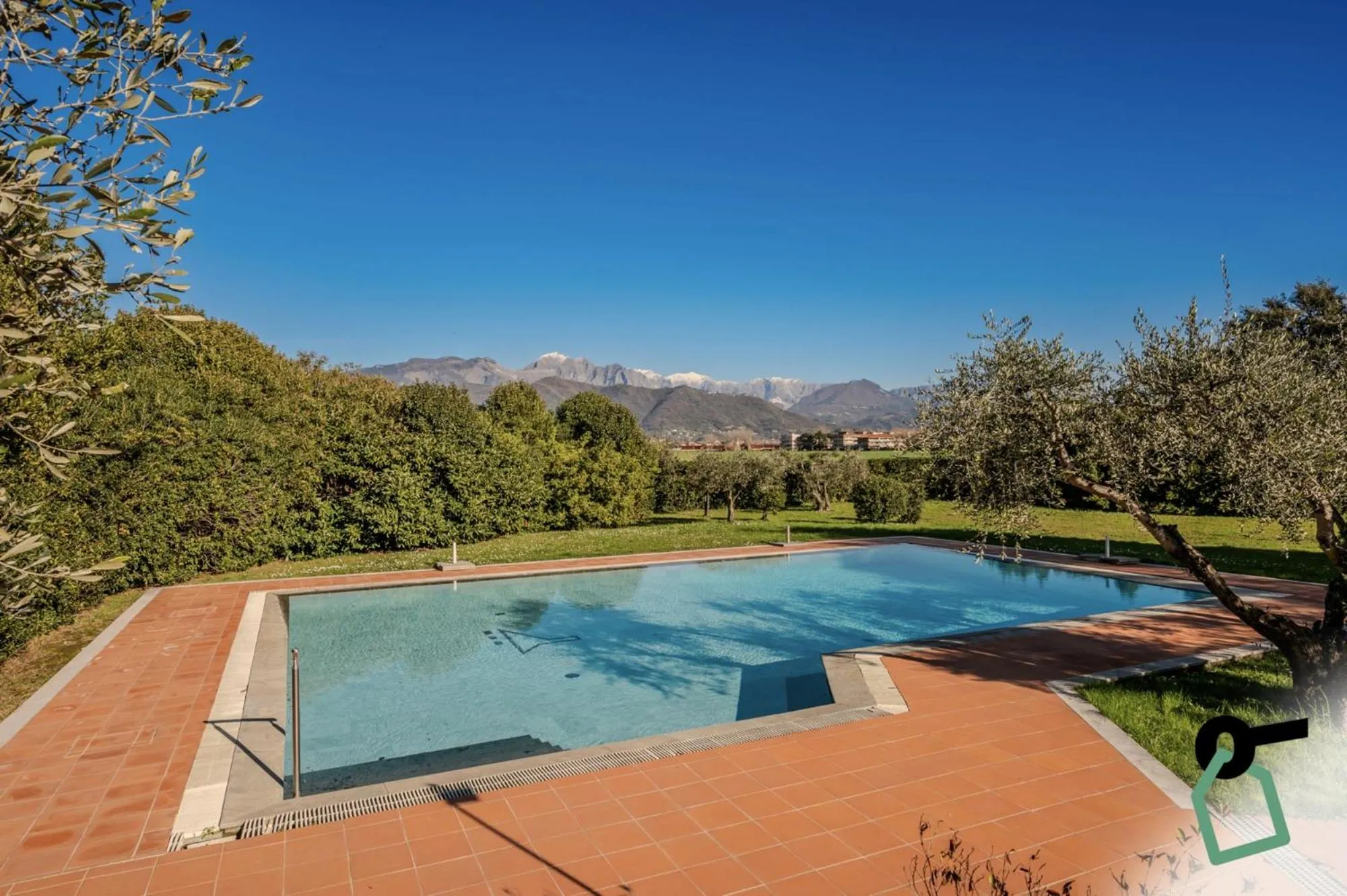 Swimming pool in HOTIDAY Room Collection - Sarzana