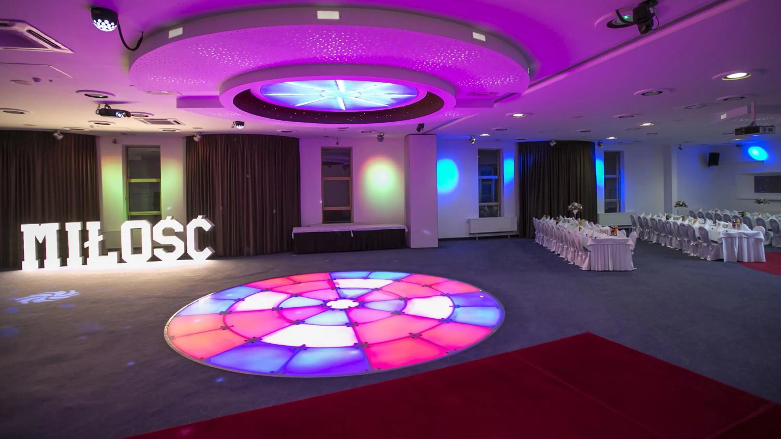 Banquet/Function facilities in Hotel Unibus