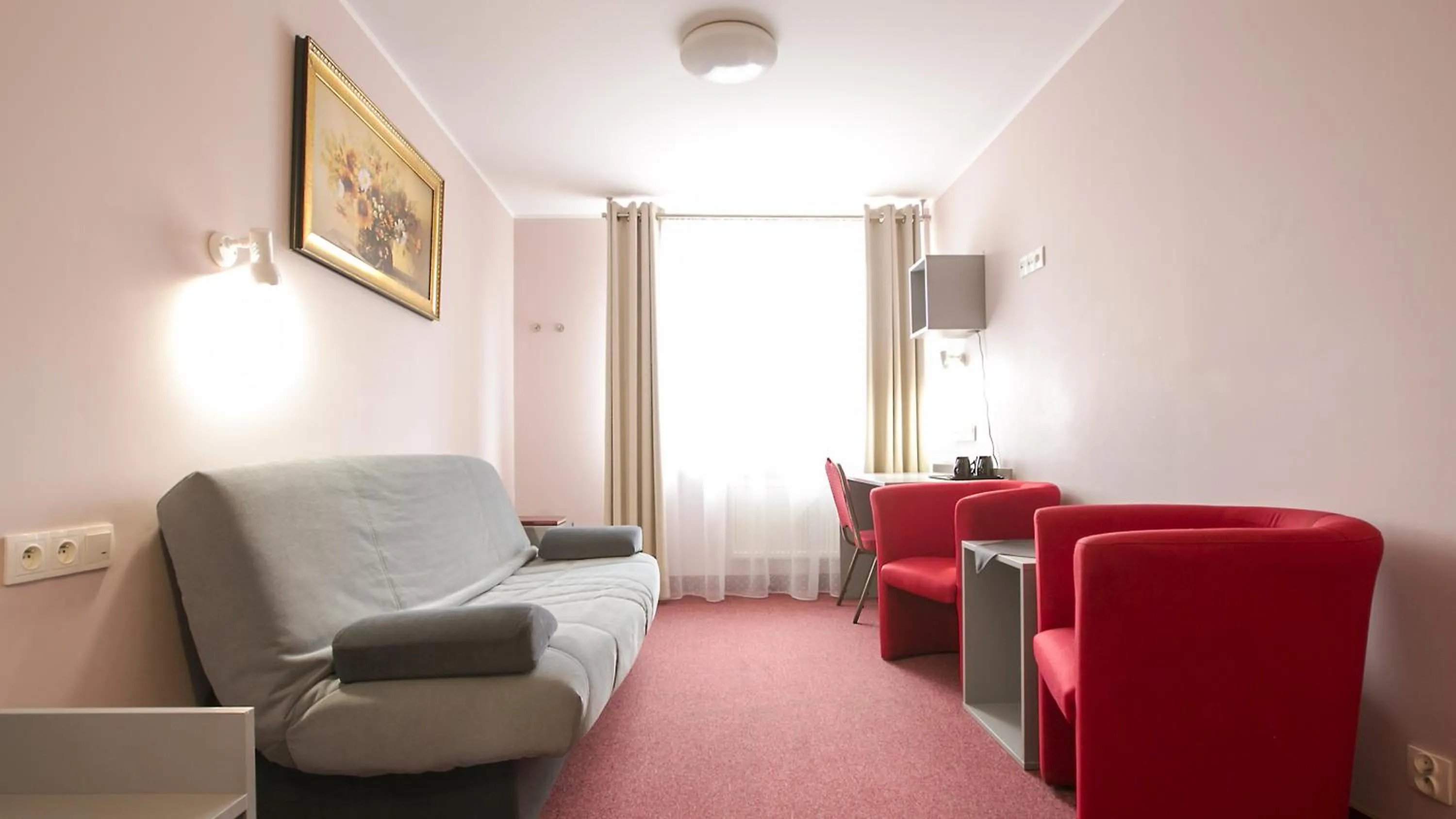 Photo of the whole room in Hotel Unibus