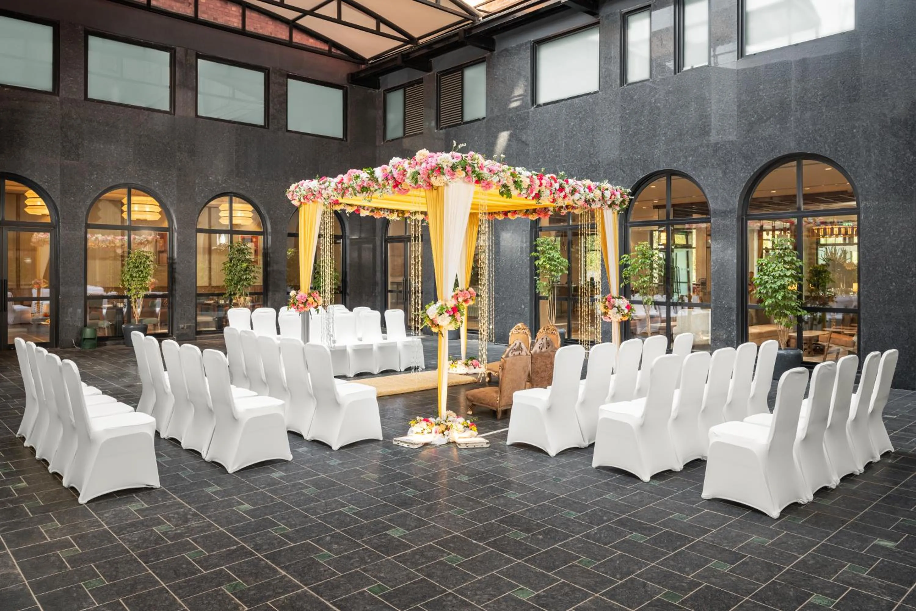 Banquet/Function facilities in Holiday Inn Gurgaon NH8 by IHG