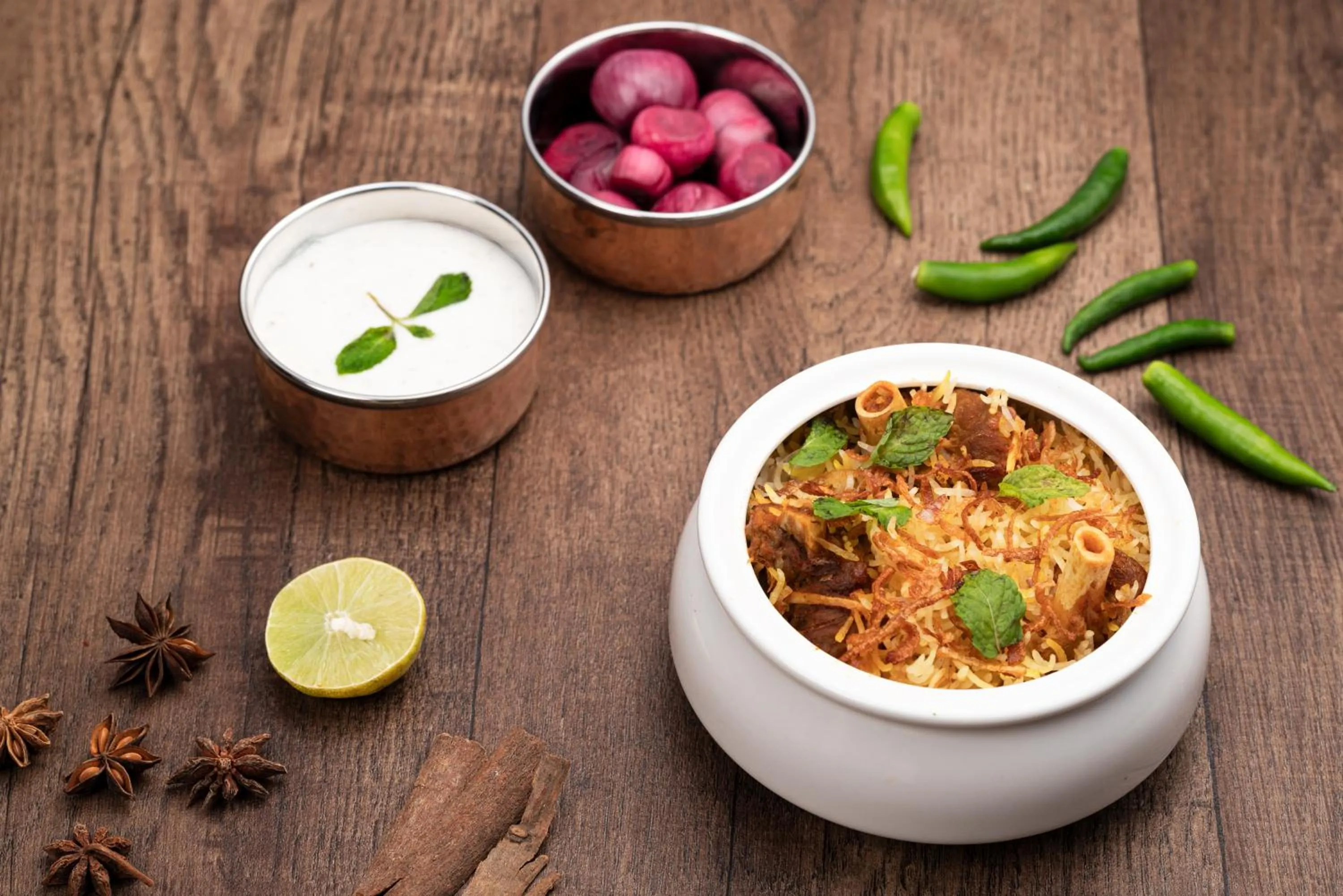 Food and drinks in Holiday Inn Gurgaon NH8 by IHG