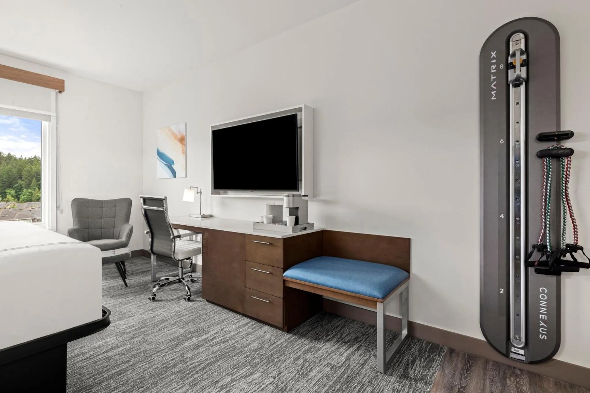 Photo of the whole room, Bed in EVEN Hotel Portland - Beaverton by IHG