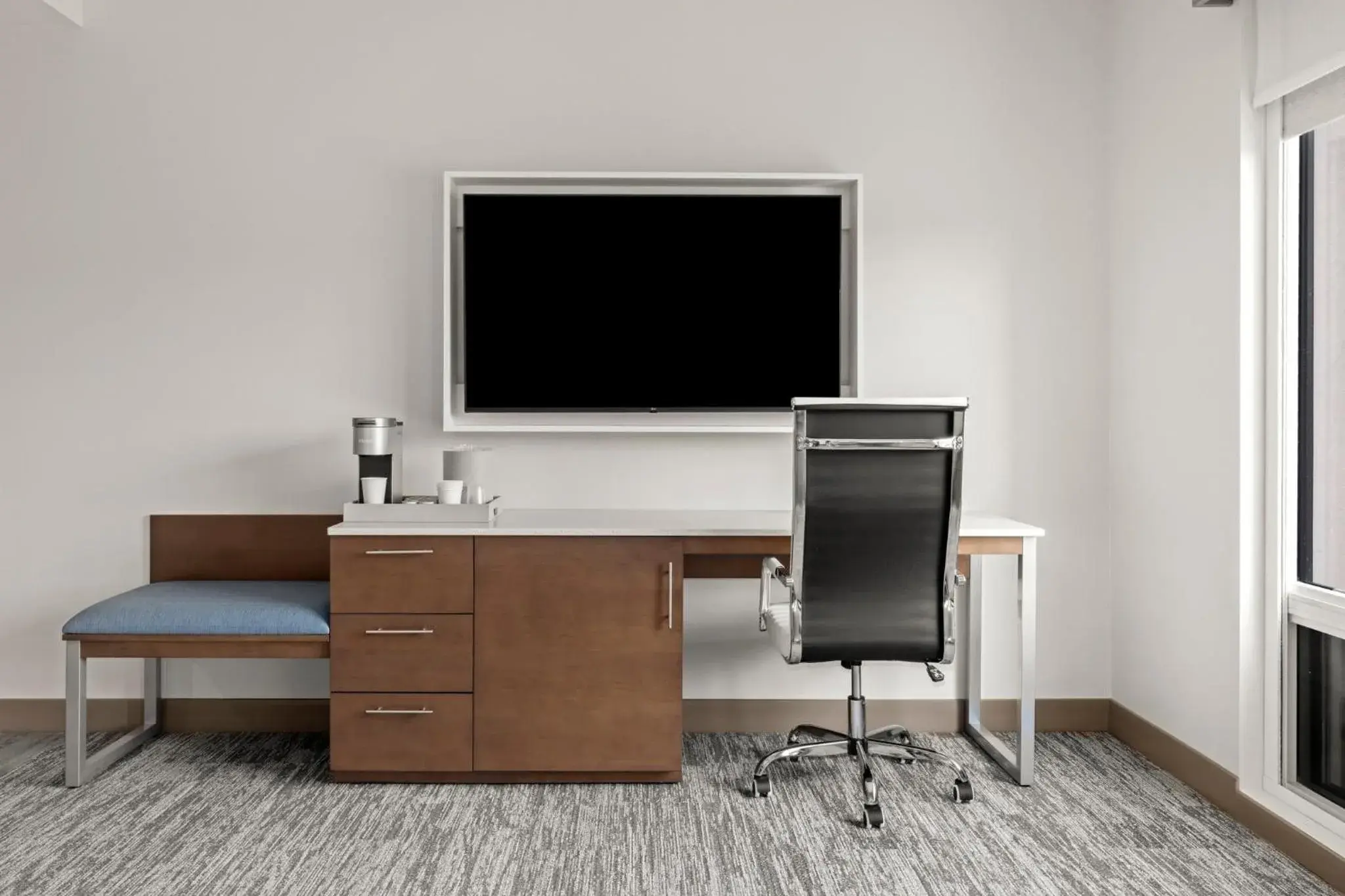 Standard King Room in EVEN Hotel Portland - Beaverton by IHG Standard King Room in EVEN Hotel Portland - Beaverton by IHG