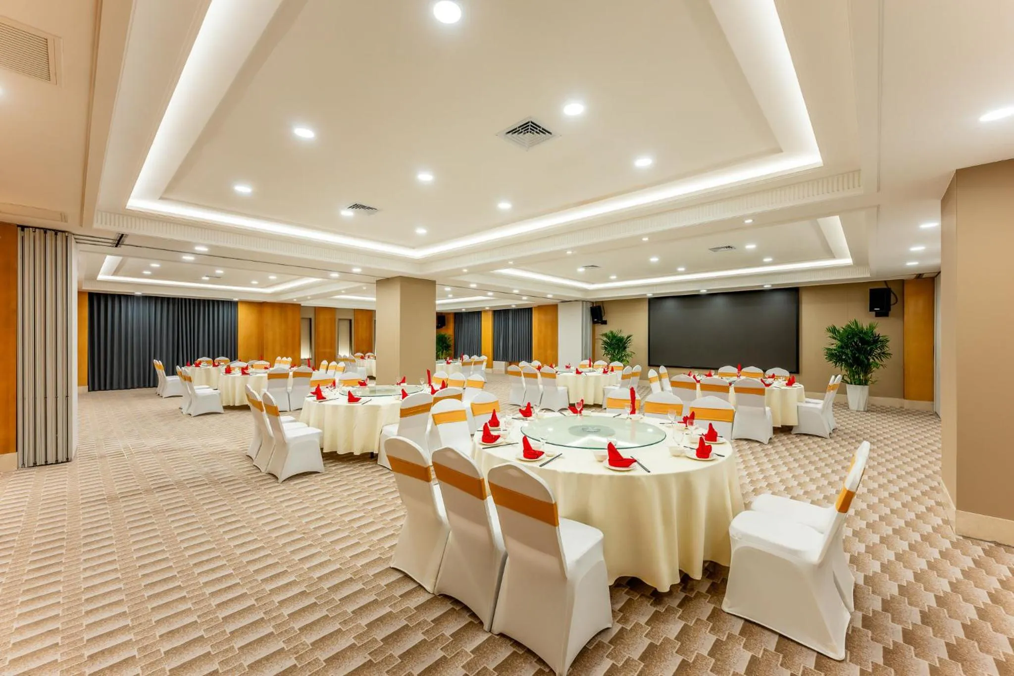 Meeting/conference room in Holiday Inn Jianhu by IHG