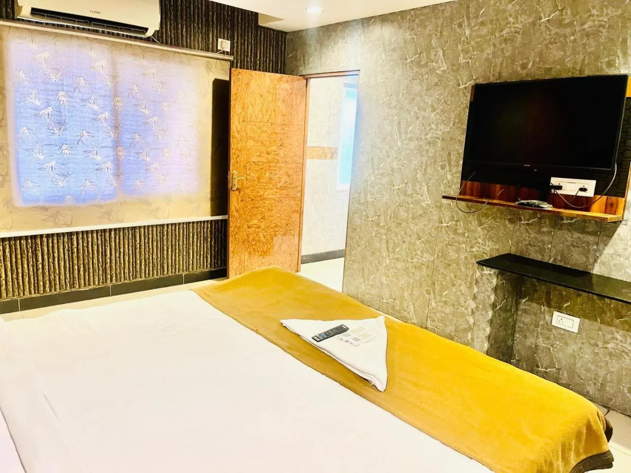 Bed in the HOTEL RL GRAND