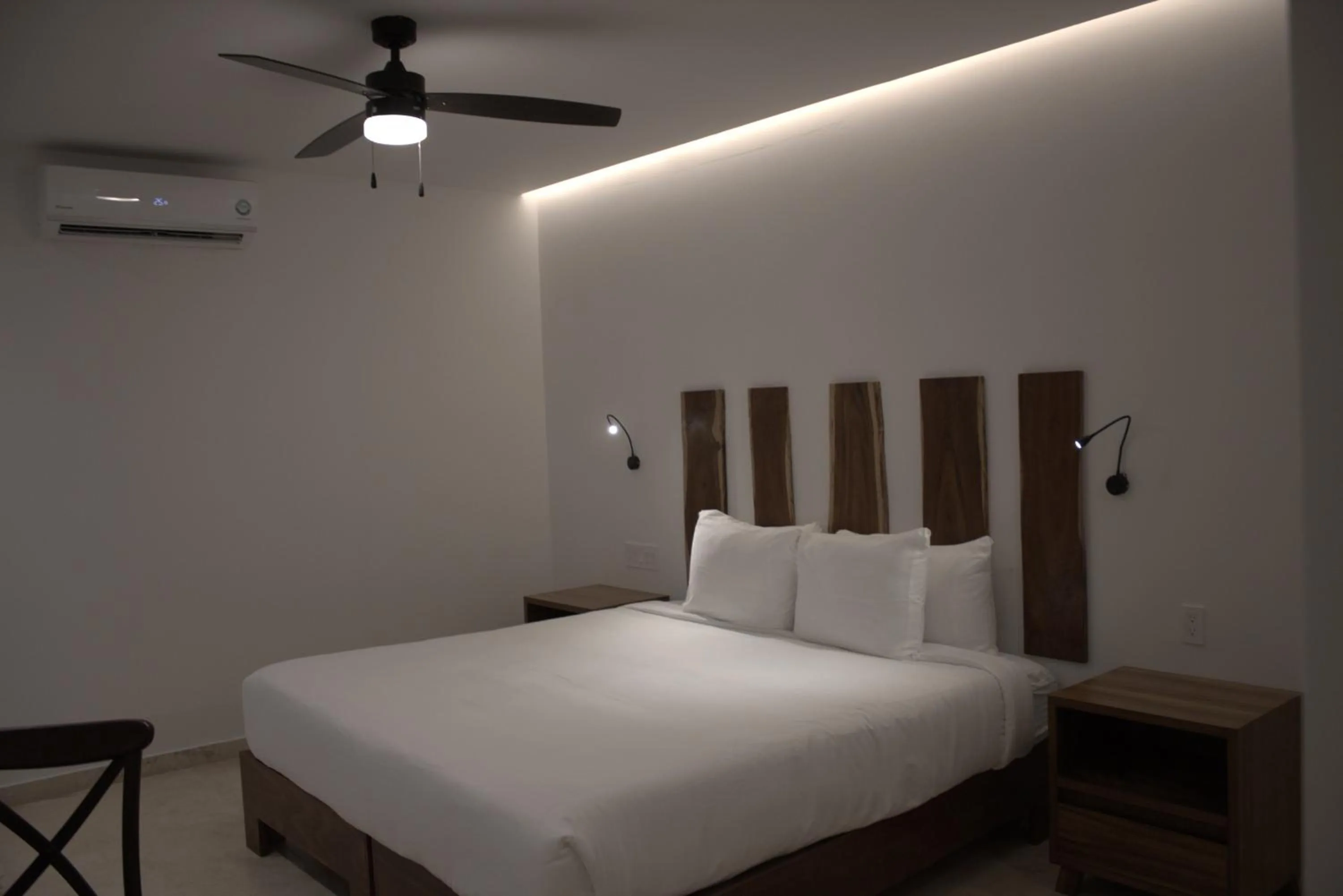 Bed in Hotel B10 - Distinctive Hotel-