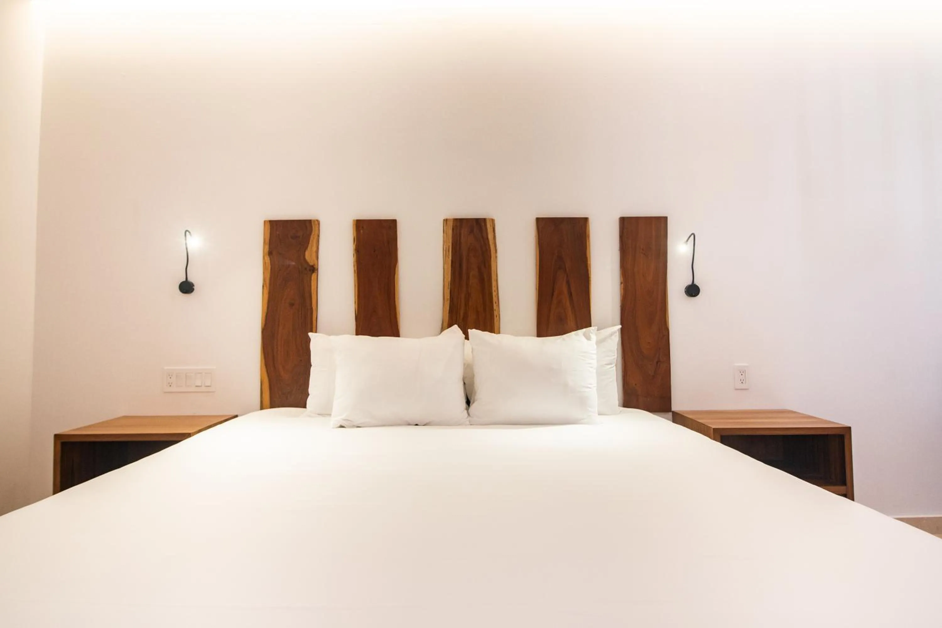 Bed in Hotel B10 - Distinctive Hotel-