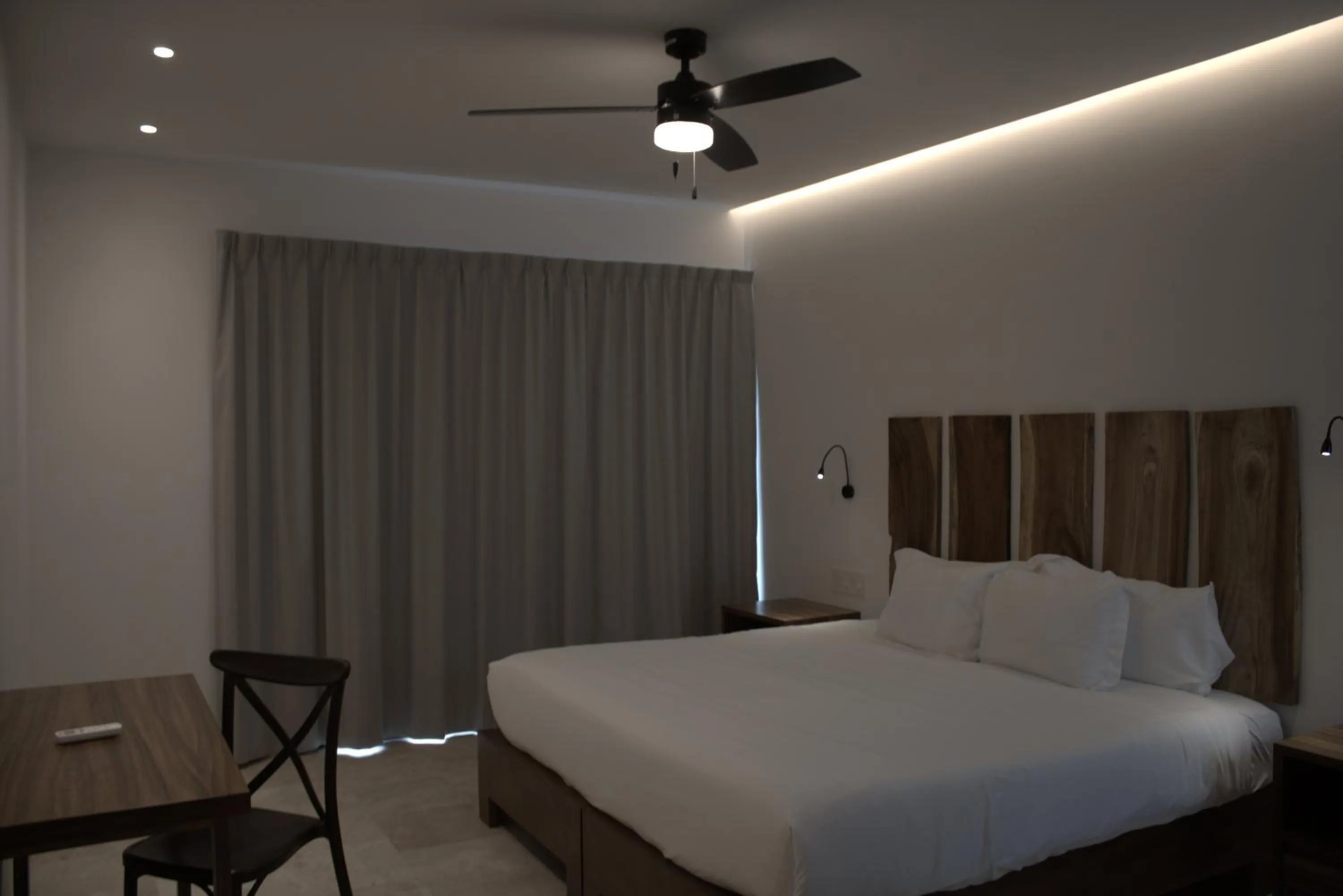 Bedroom, Bed in Hotel B10 - Distinctive Hotel-
