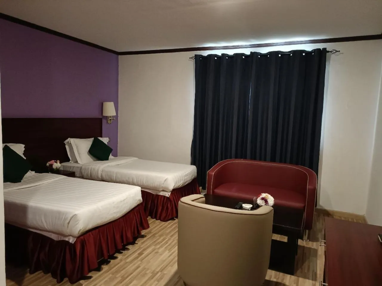 Bedroom, Bed in Manhattan Avenue Hotel