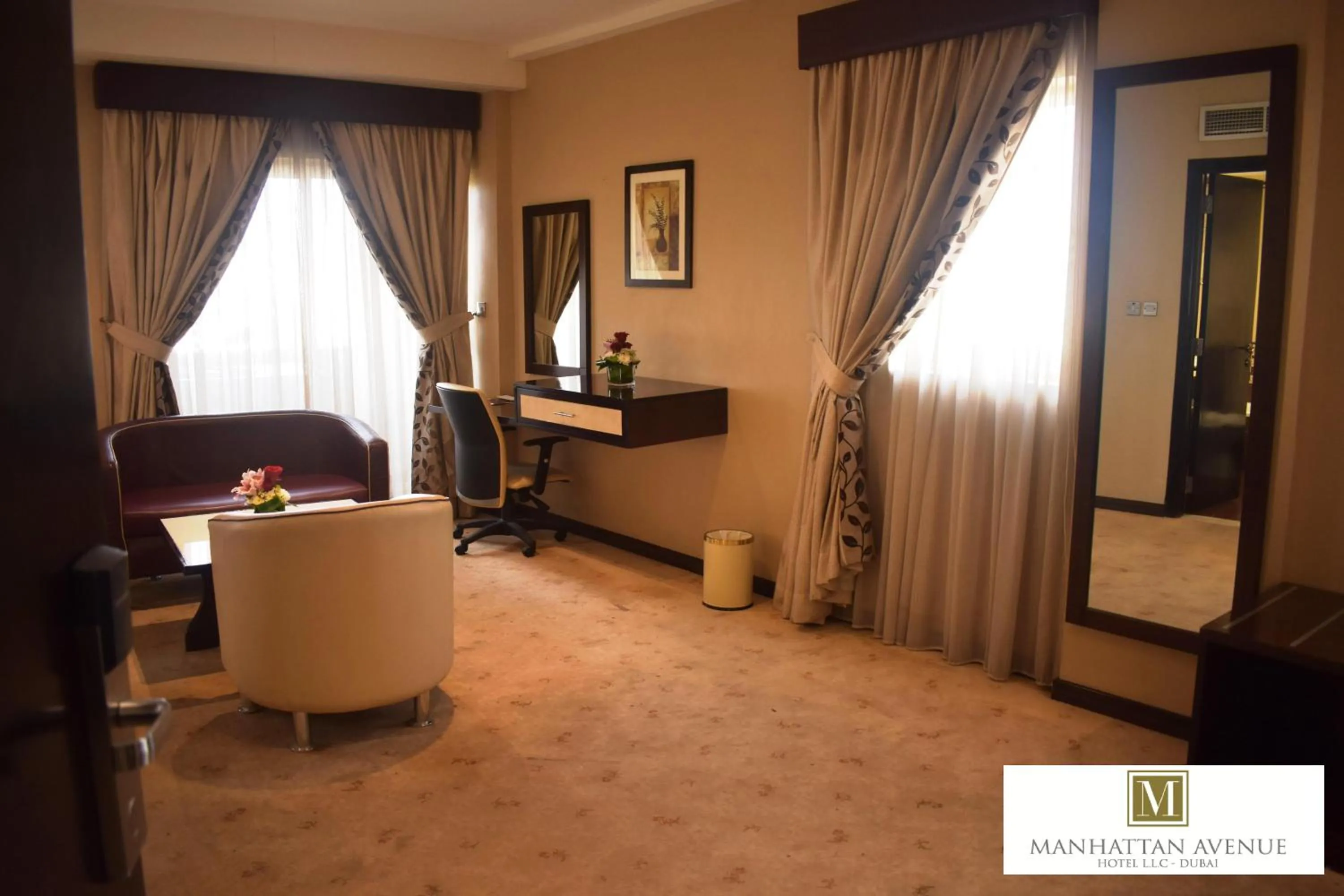 Living room in Manhattan Avenue Hotel