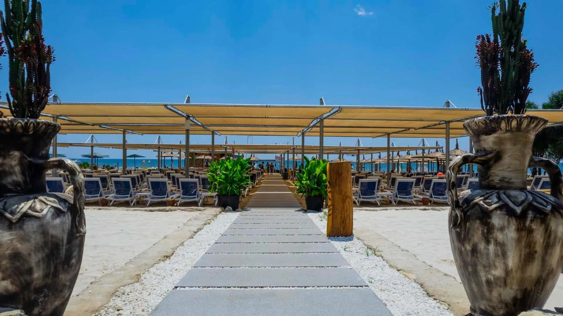 Natural landscape in Dream Water World