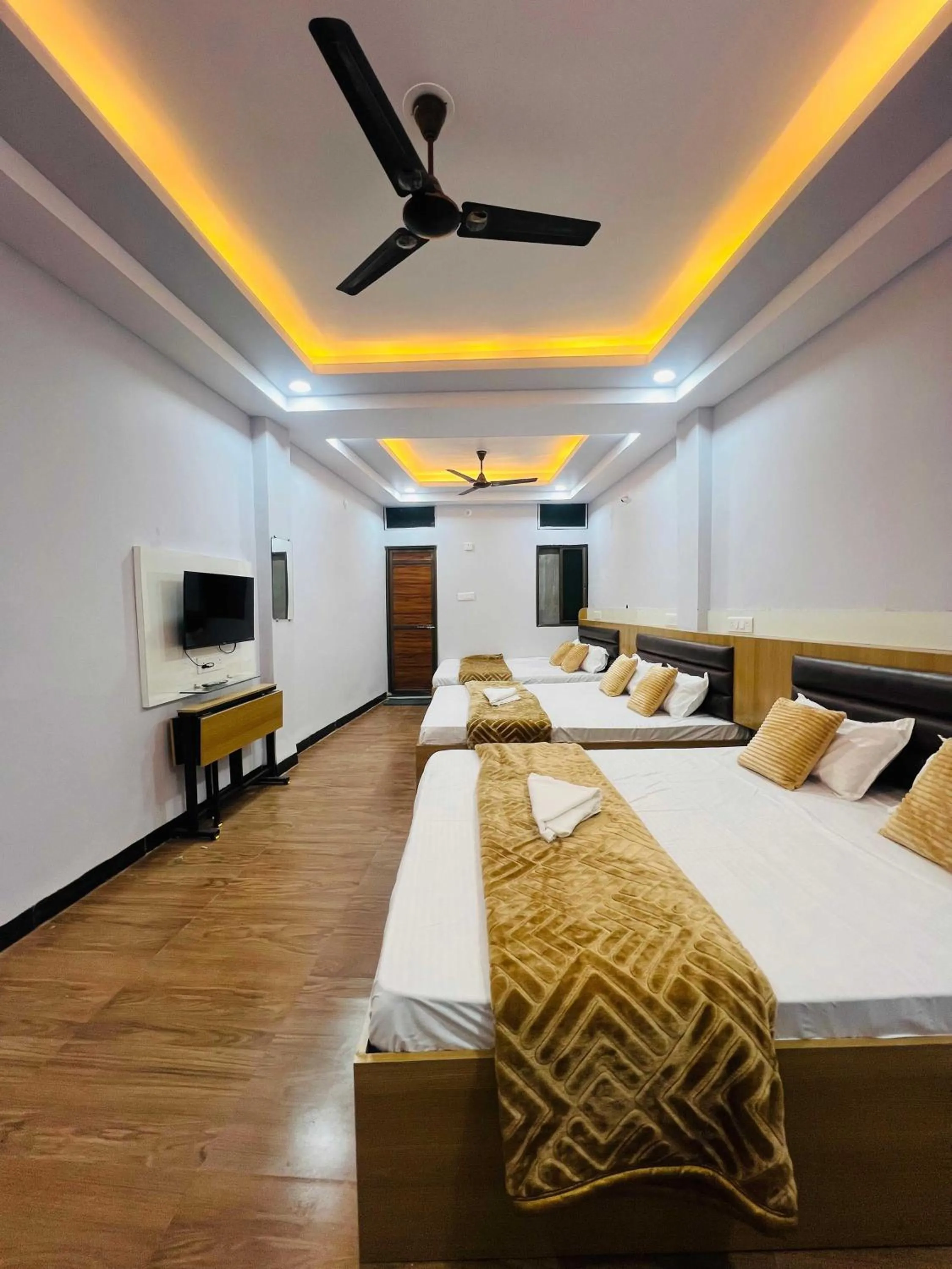 Bed in Hotel Advika Ujjain