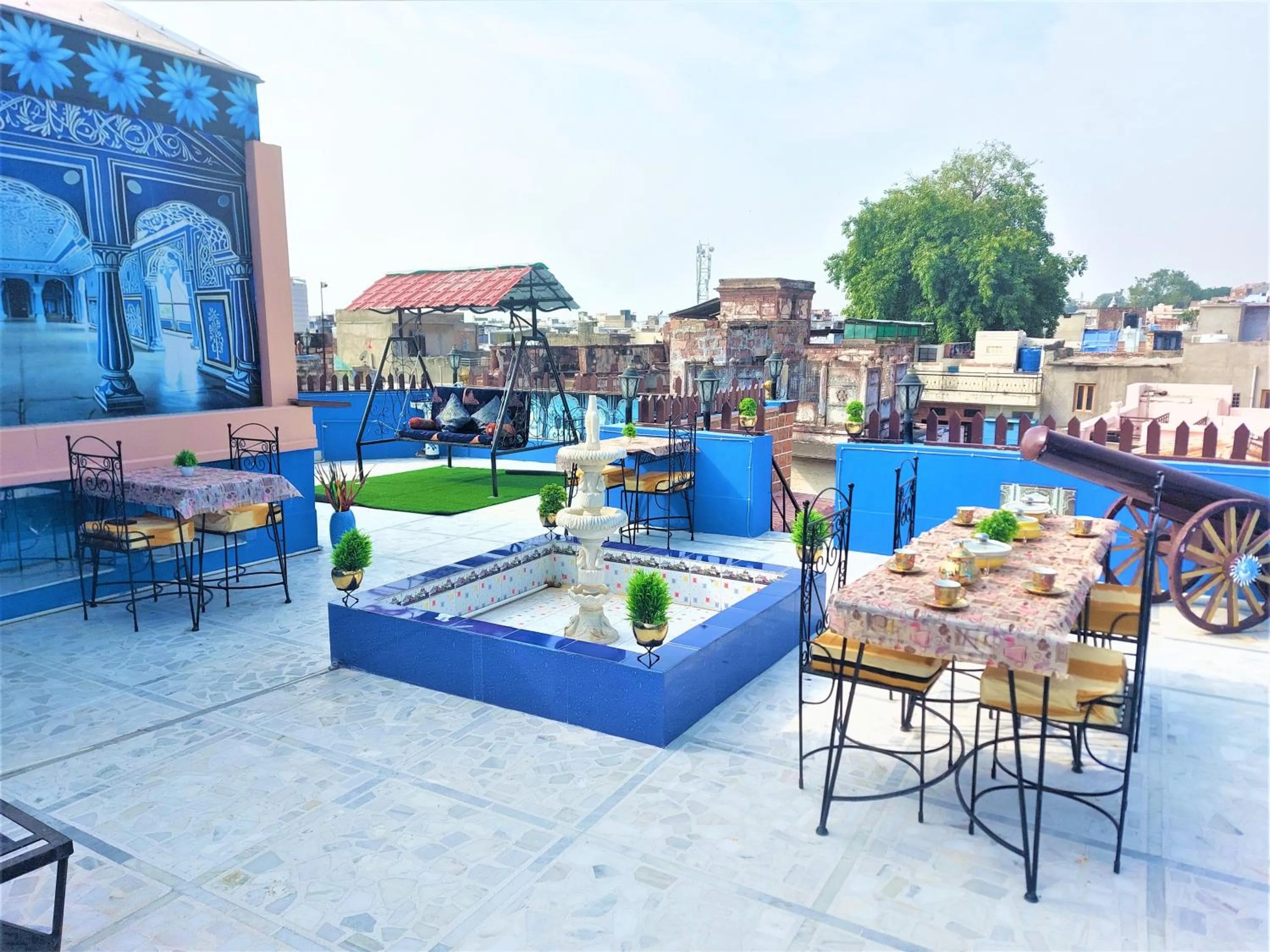 Day in SAJI SANWRI Heritage Inn Haveli